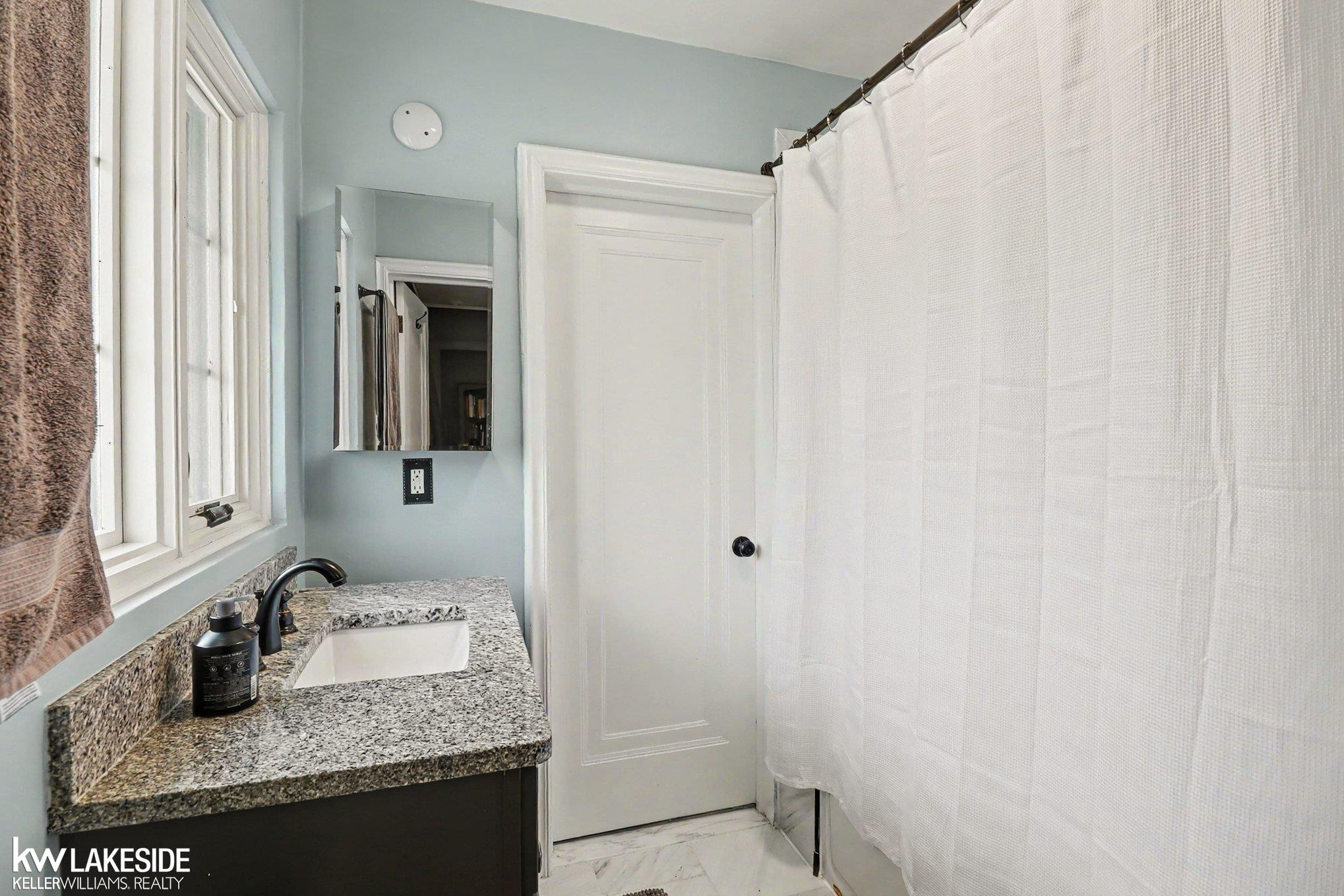 286 Rivard Boulevard, Grosse Pointe, MI 48230 — Photo 29
