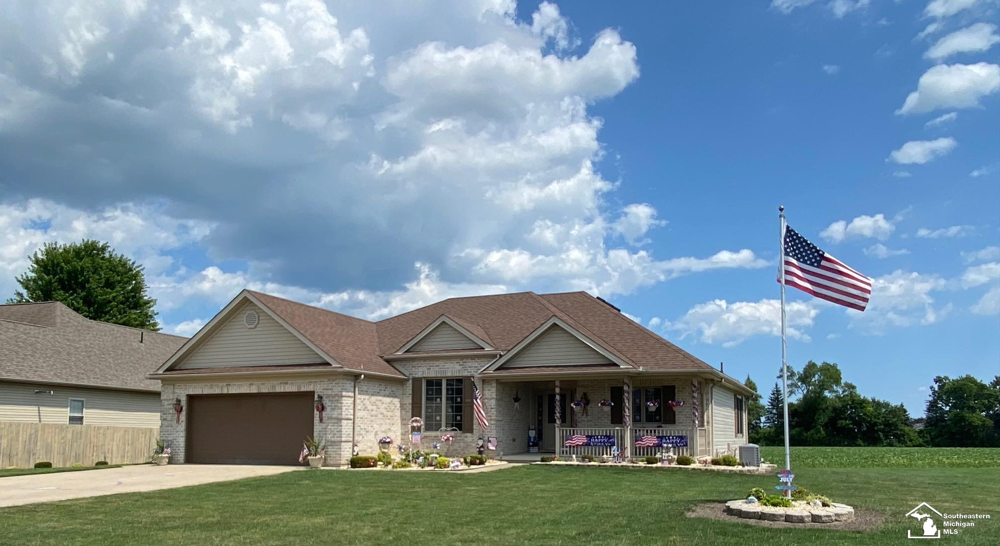 14320 Jonathon Road, Monroe, MI 48161