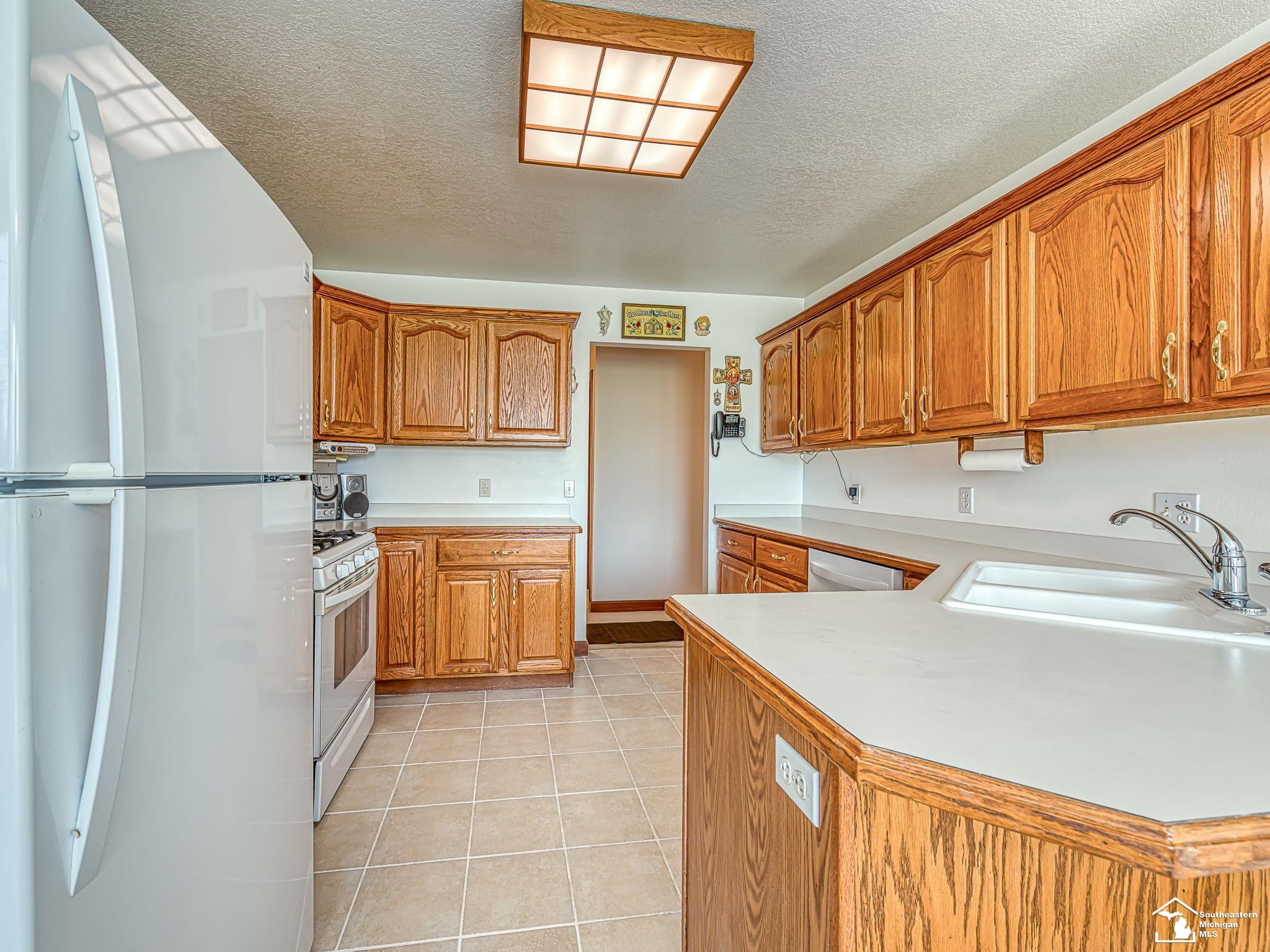 14320 Jonathon Road, Monroe, MI 48161 — Photo 15