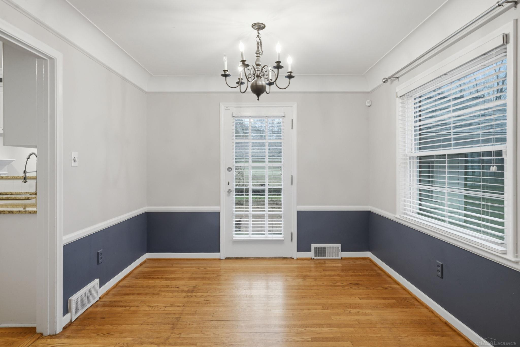 32200 Arlington Drive, Beverly Hills, MI 48025 — Photo 11