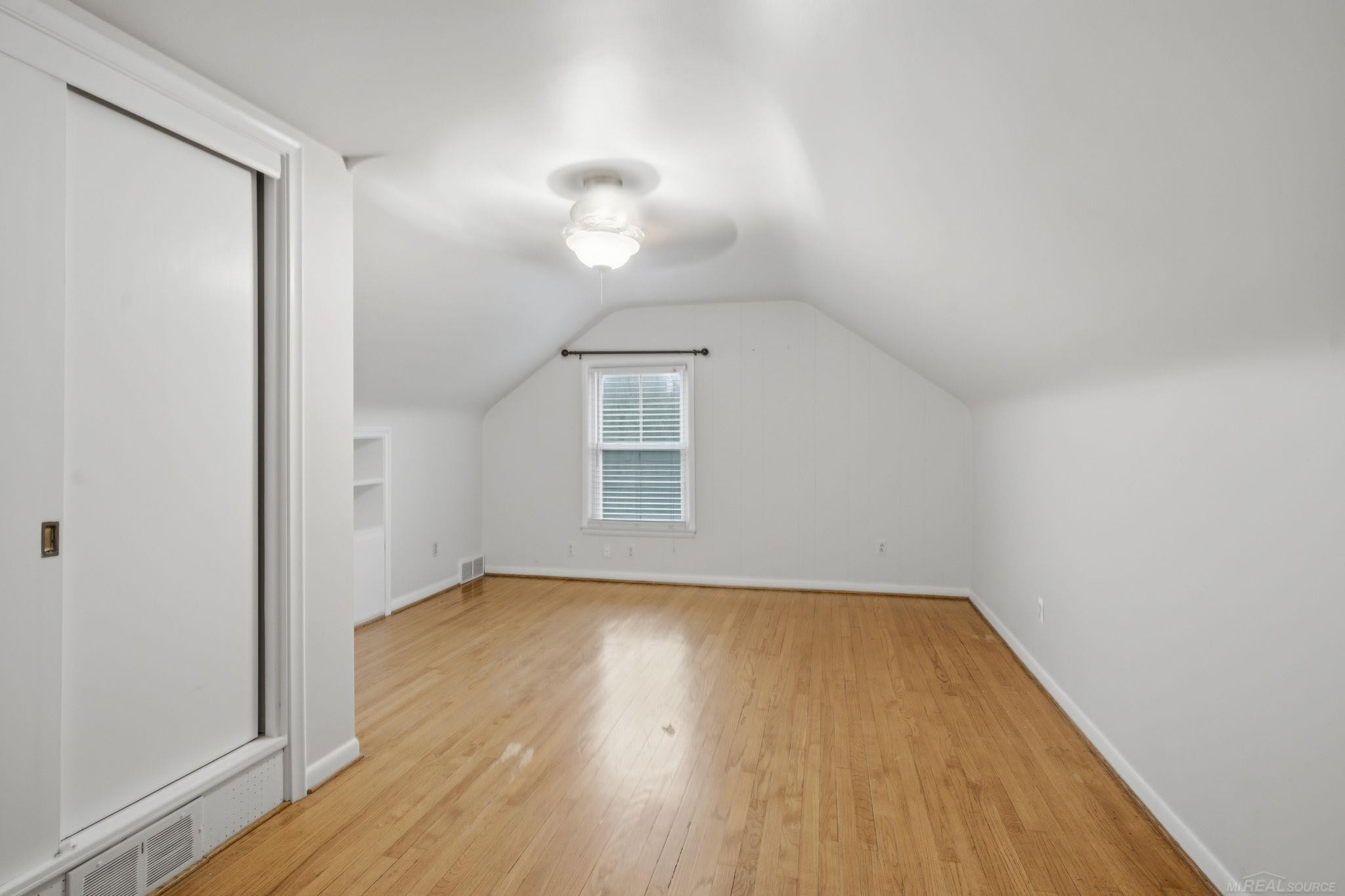 32200 Arlington Drive, Beverly Hills, MI 48025 — Photo 24