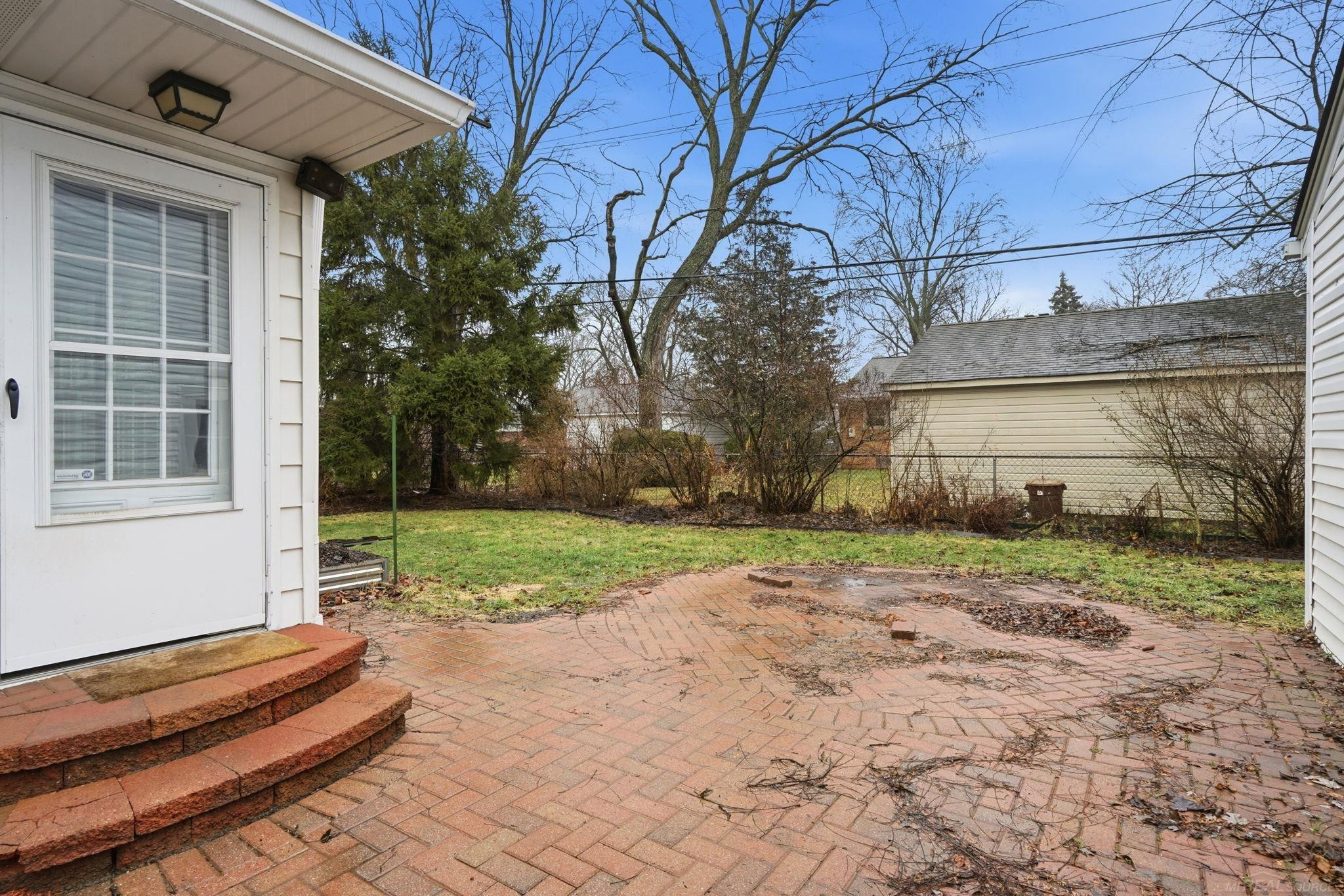 32200 Arlington Drive, Beverly Hills, MI 48025 — Photo 33