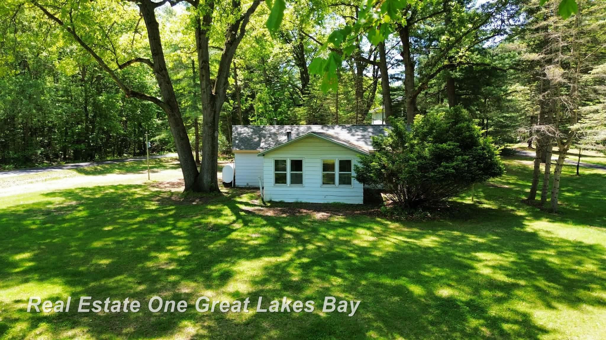11075 Spencer Road, Saint Charles, MI 48655 — Photo 26