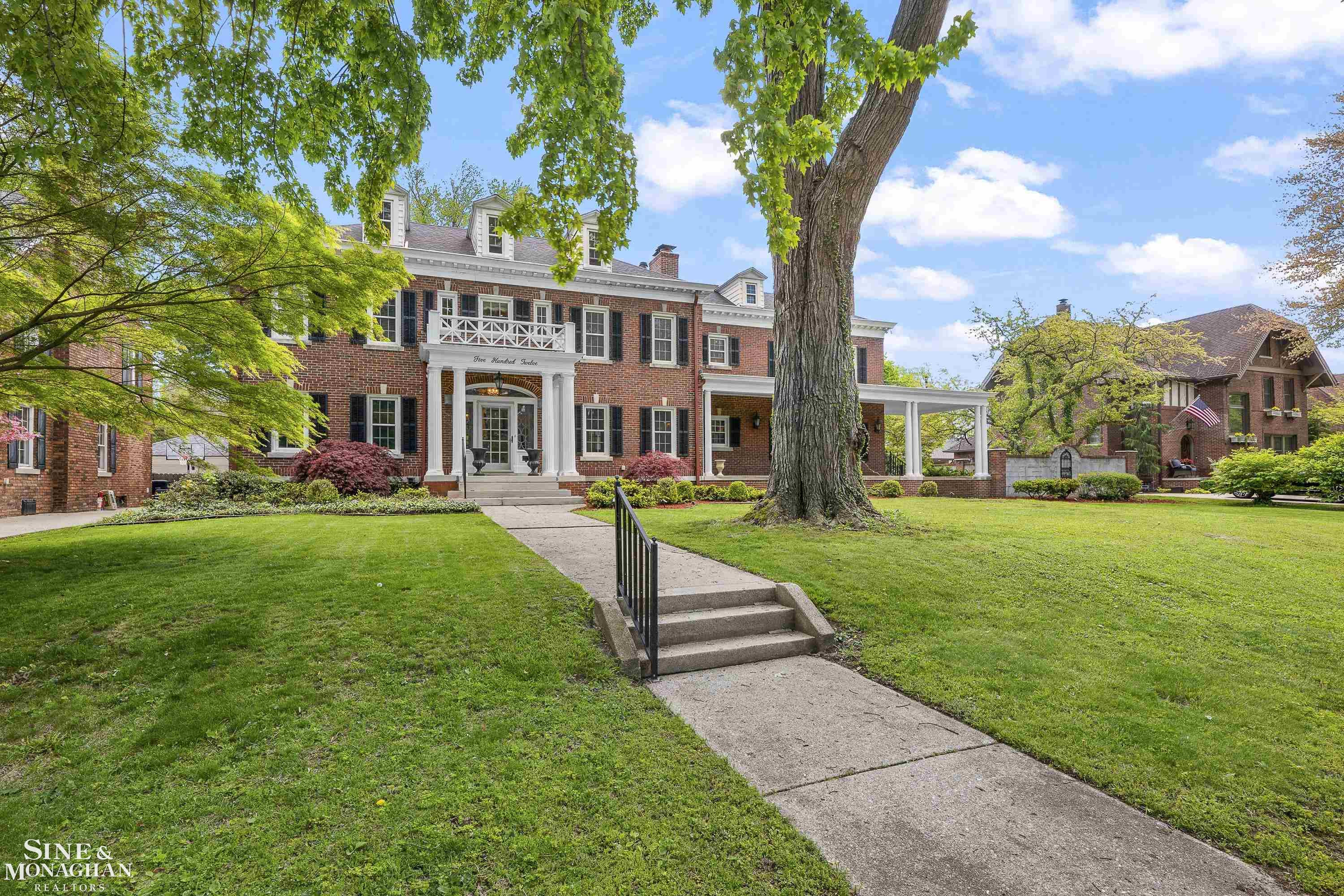 512 Washington Road, Grosse Pointe, MI 48230 — Photo 2