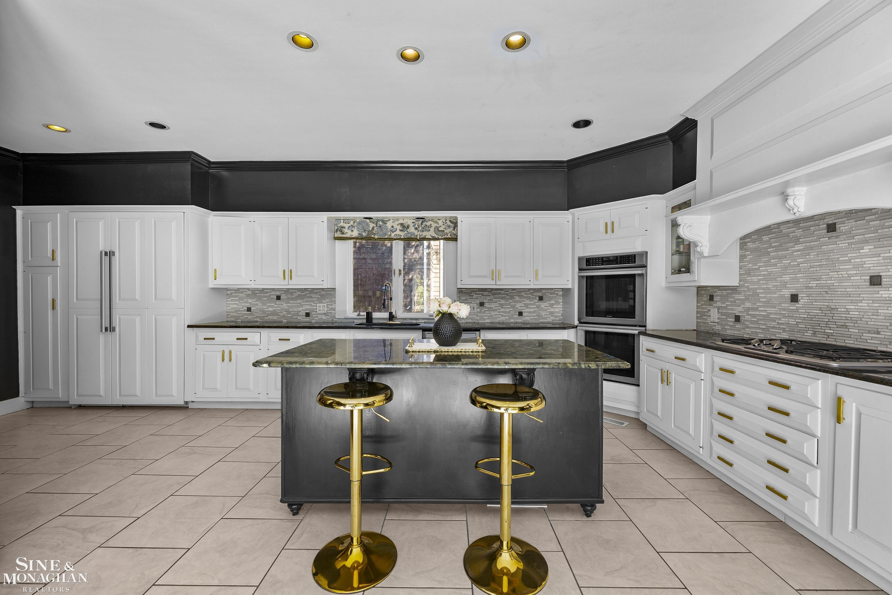 512 Washington Road, Grosse Pointe, MI 48230 — Photo 27