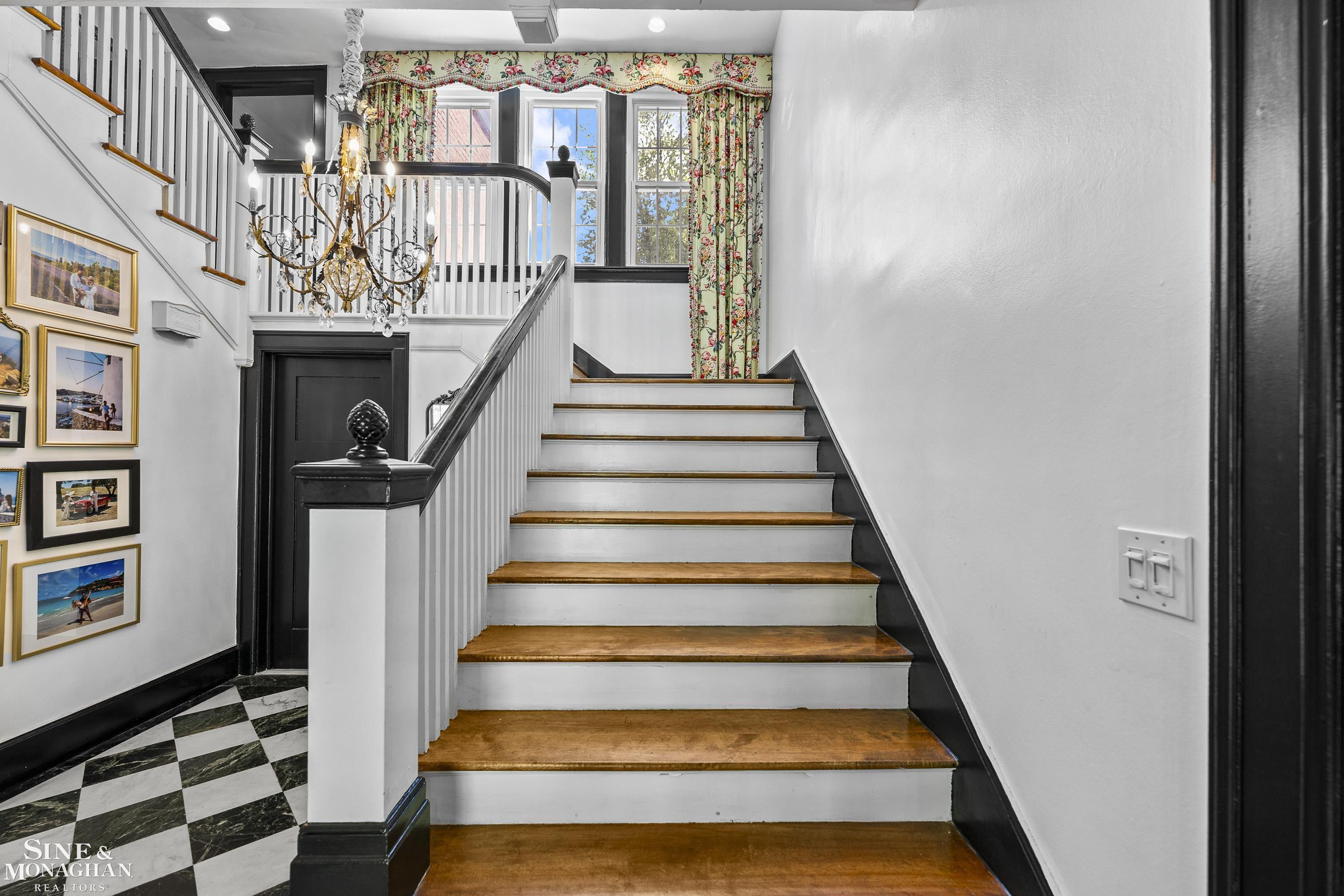 512 Washington Road, Grosse Pointe, MI 48230 — Photo 32