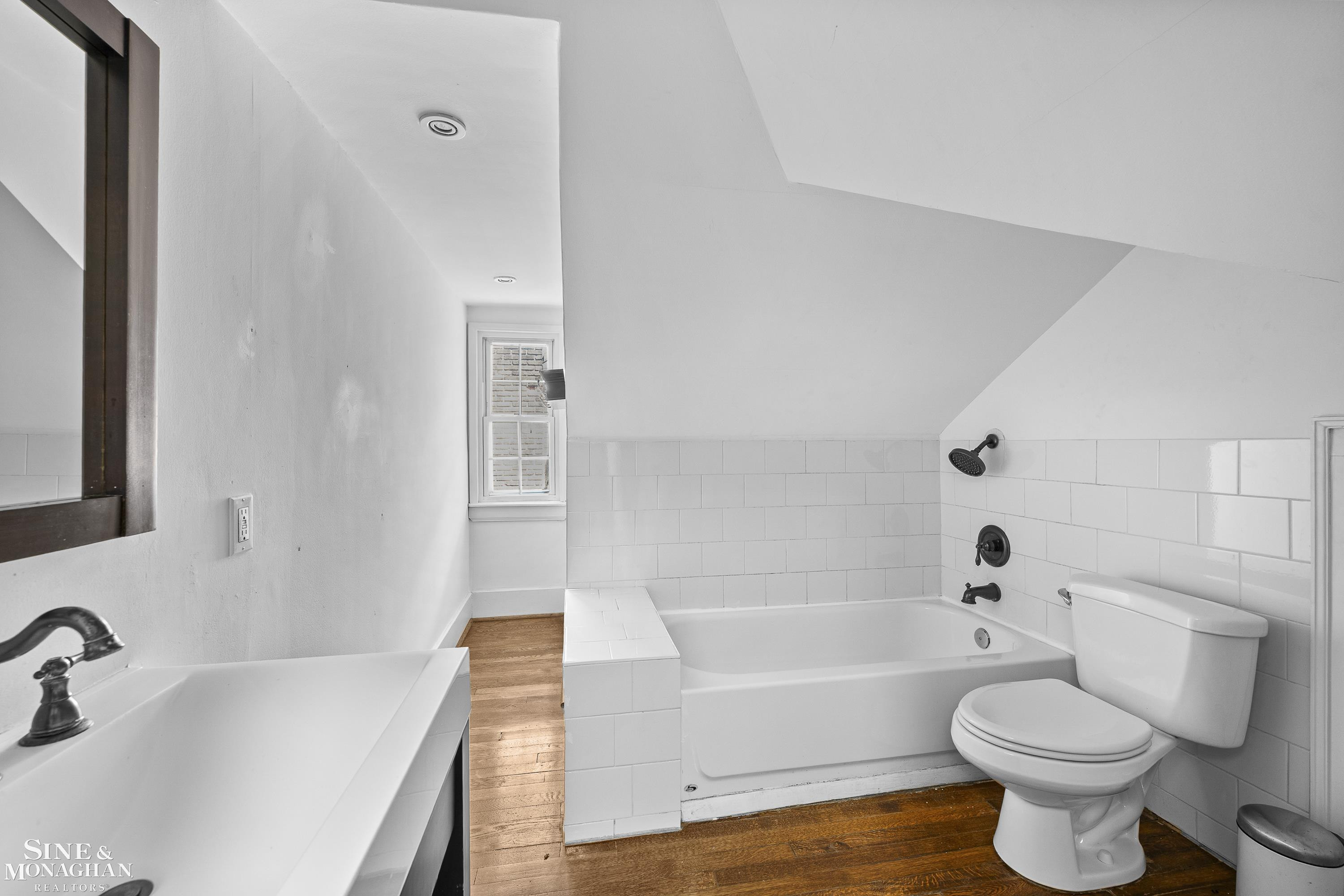 512 Washington Road, Grosse Pointe, MI 48230 — Photo 53