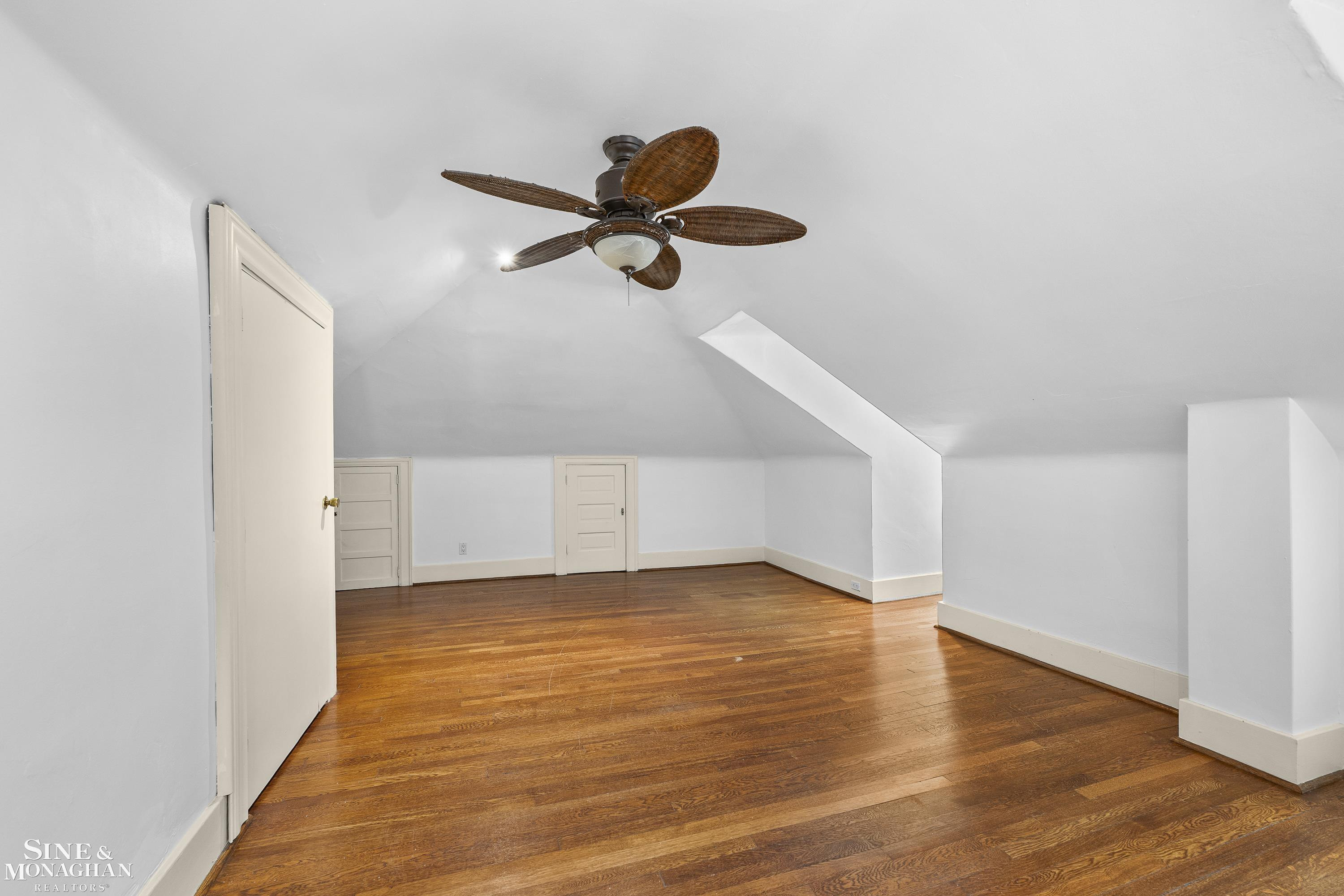 512 Washington Road, Grosse Pointe, MI 48230 — Photo 54