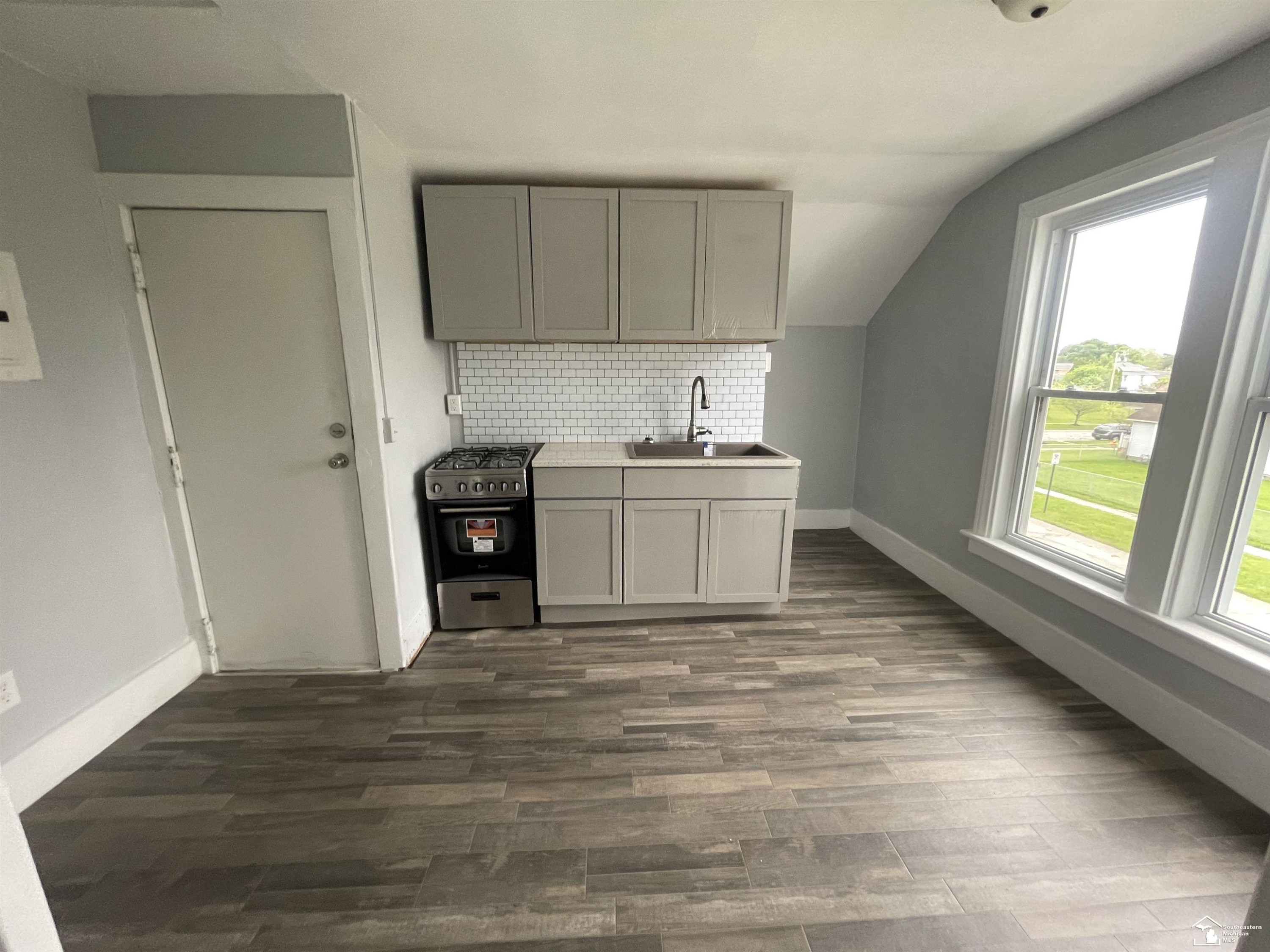 68 Navarre Street, Monroe, MI 48161 — Photo 6