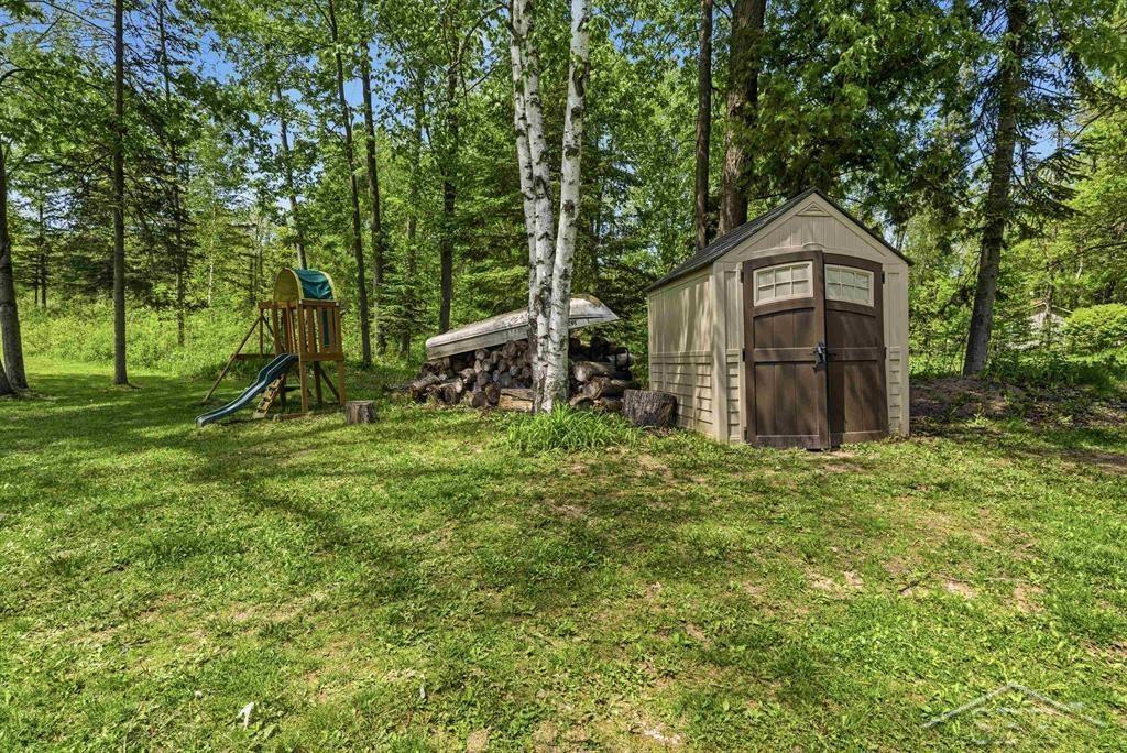 2710 S Whitney Beach Road, Beaverton, MI 48612 — Photo 27