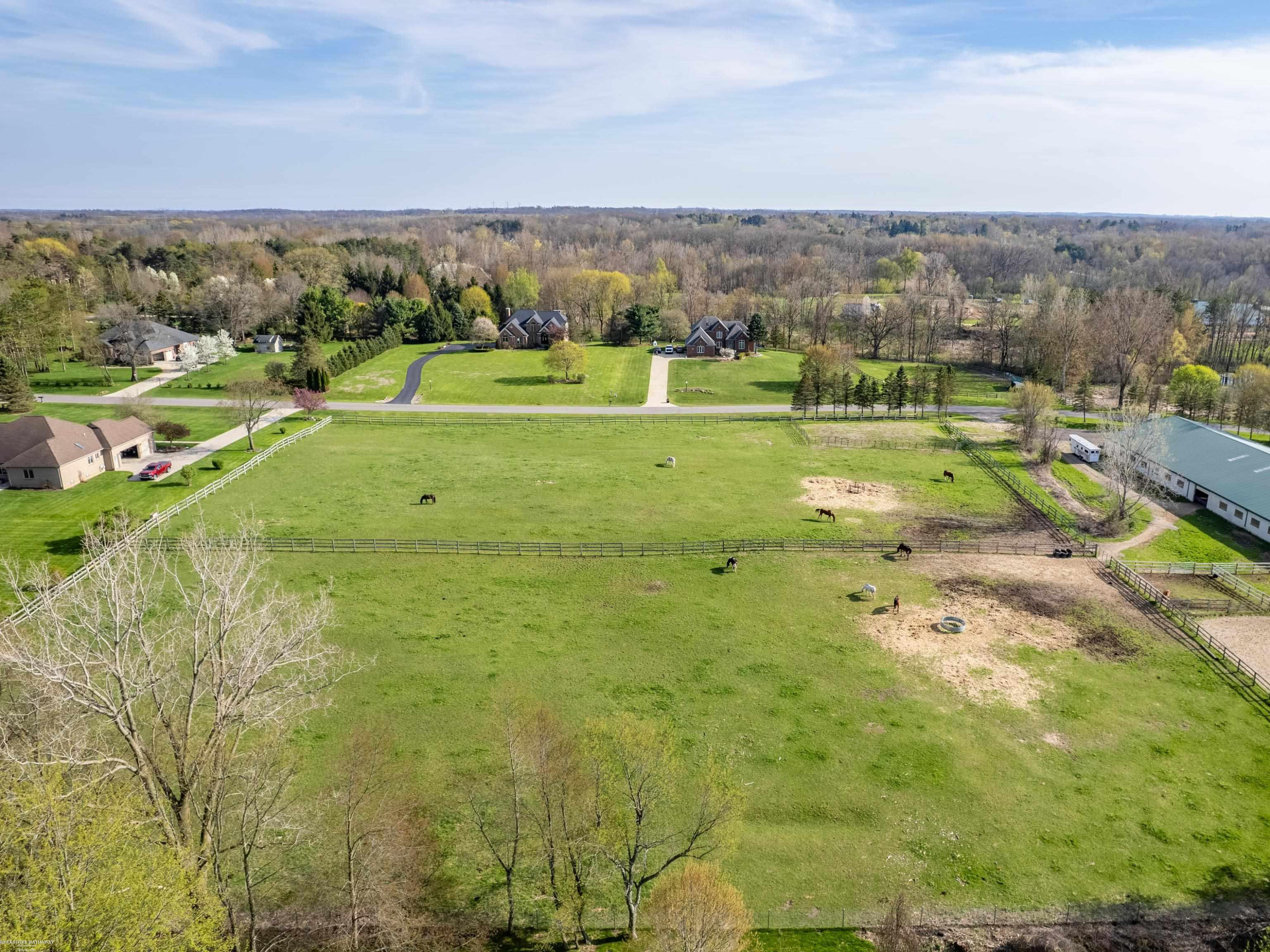 202 Donna Mae Drive, Leonard, MI 48367 — Photo 5