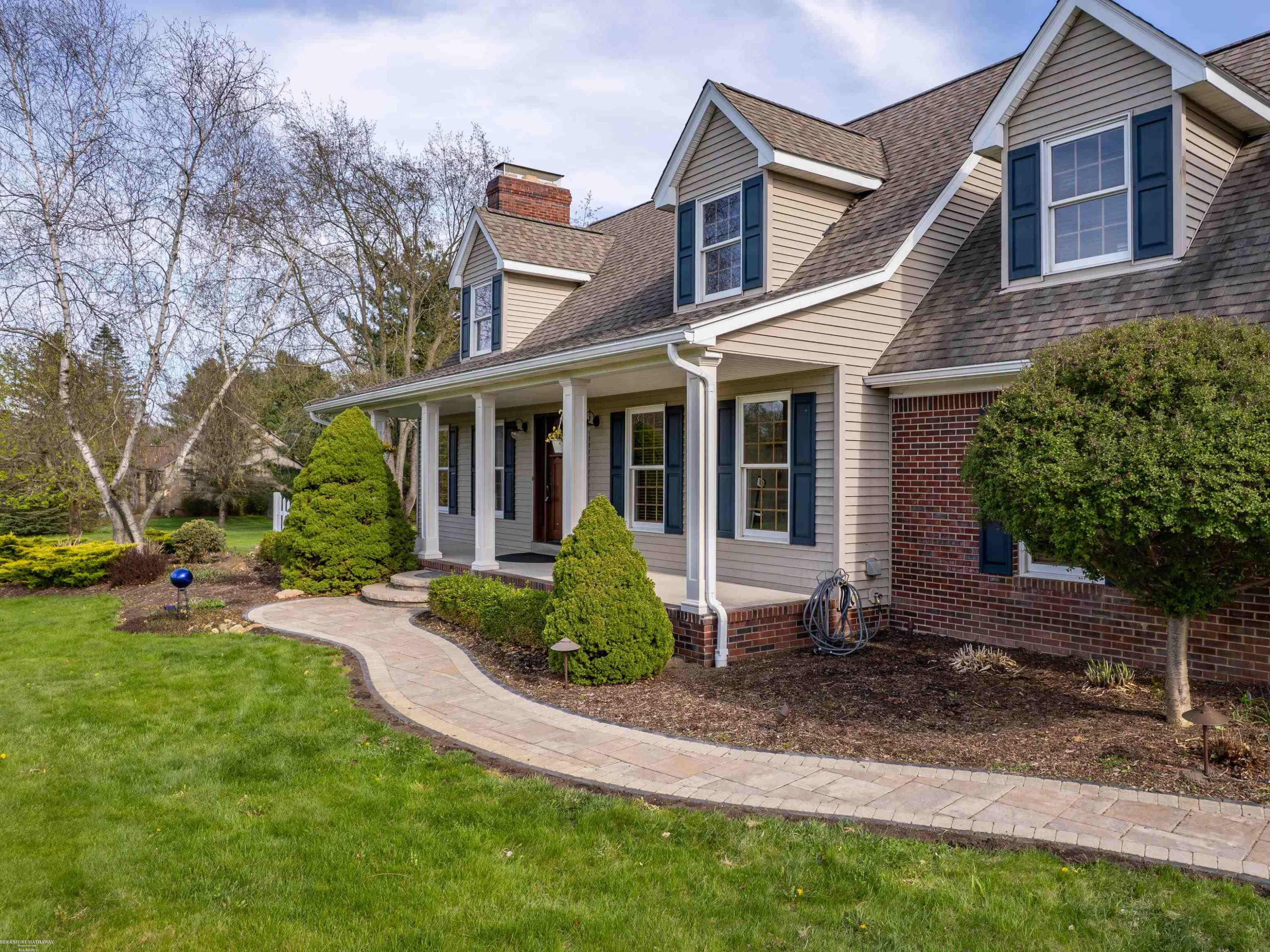 202 Donna Mae Drive, Leonard, MI 48367 — Photo 7