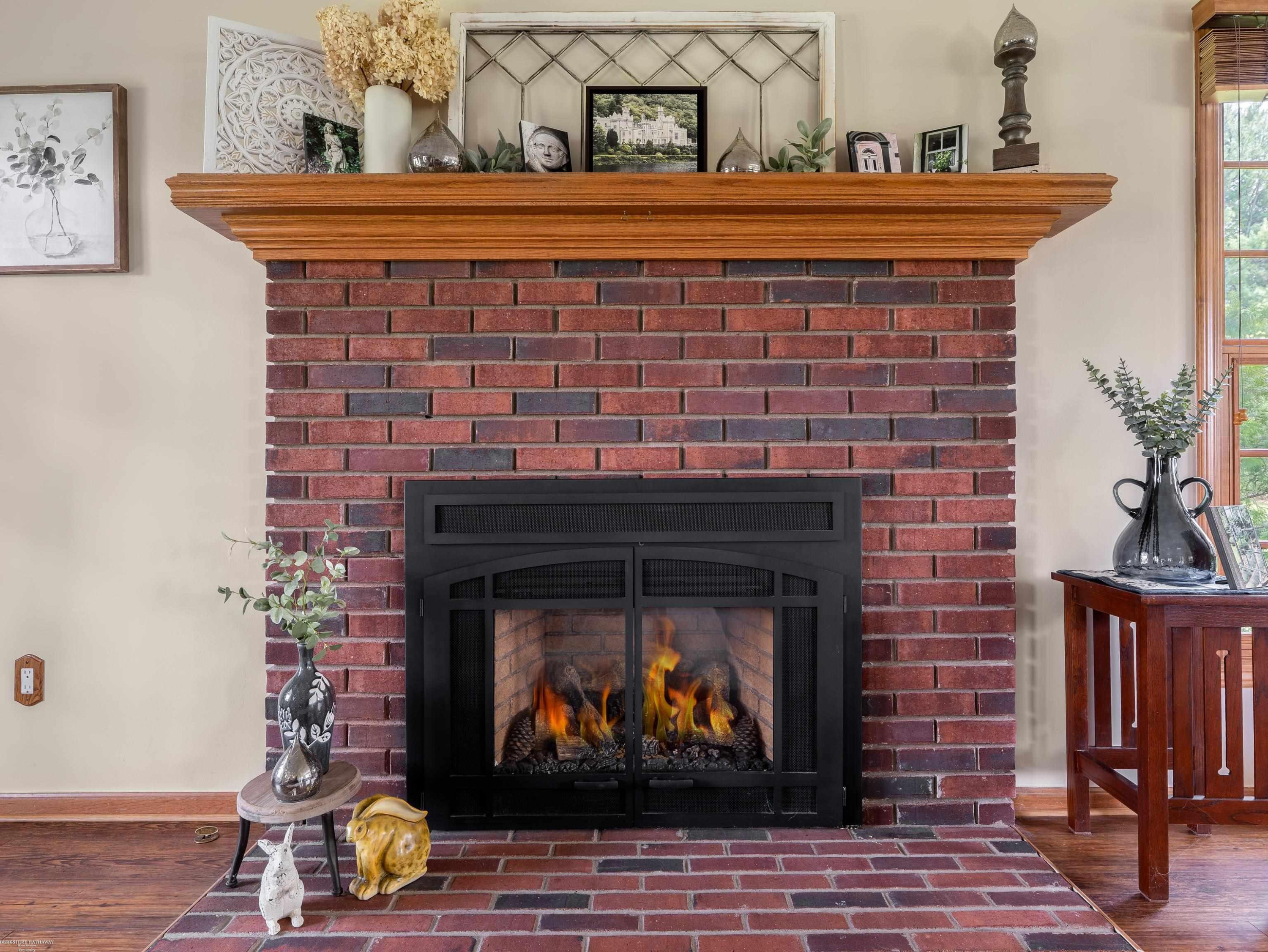 202 Donna Mae Drive, Leonard, MI 48367 — Photo 15