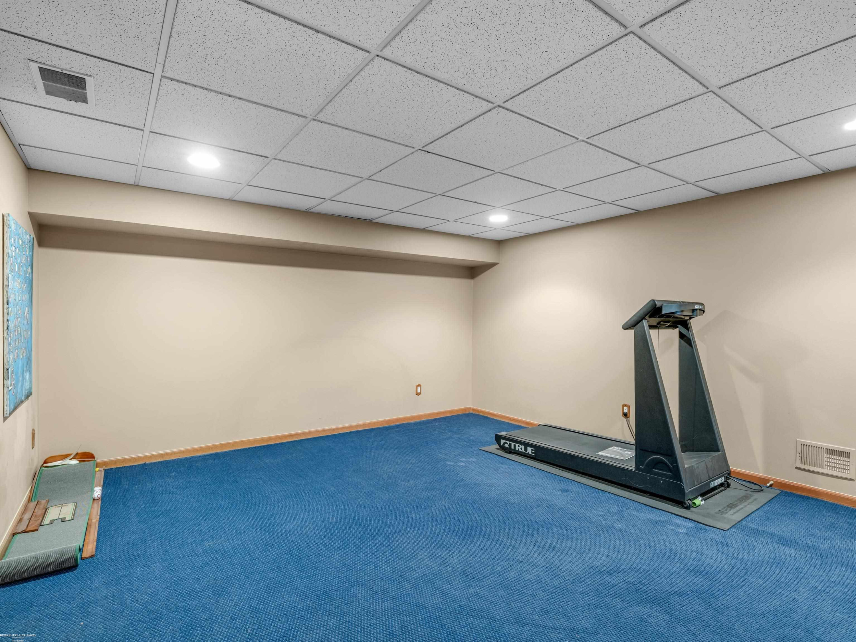202 Donna Mae Drive, Leonard, MI 48367 — Photo 38