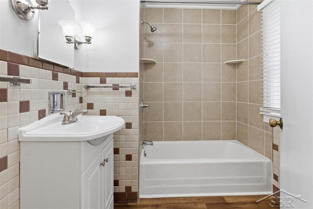 1402 Wyllys Street, Midland, MI 48642 — Photo 16