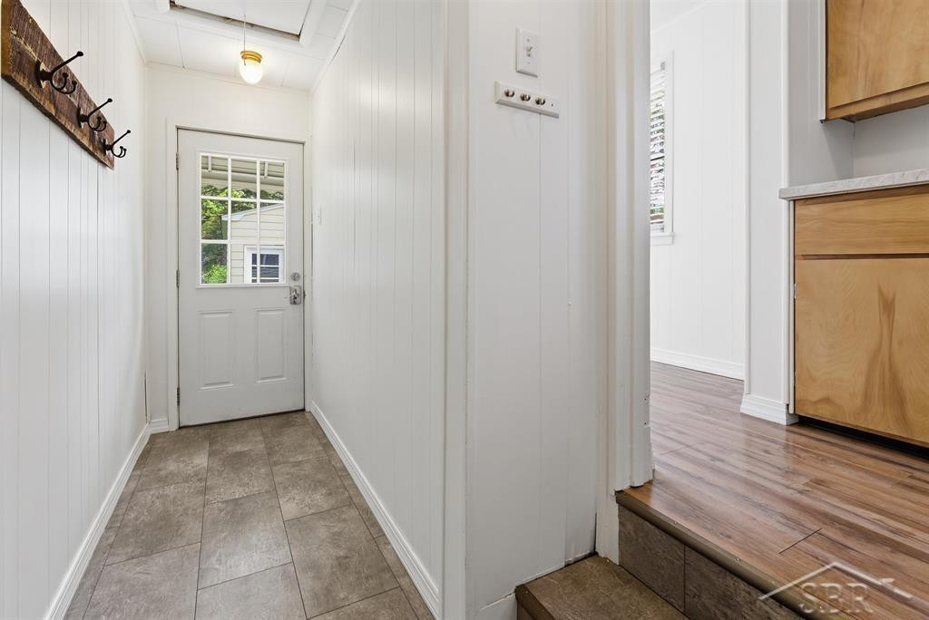 1402 Wyllys Street, Midland, MI 48642 — Photo 18