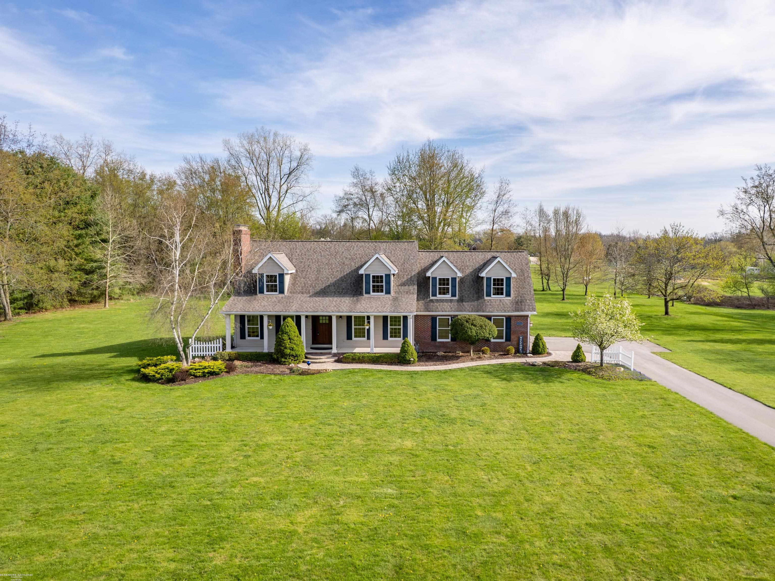 202 Donna Mae Drive, Leonard, MI 48367 — Photo 56