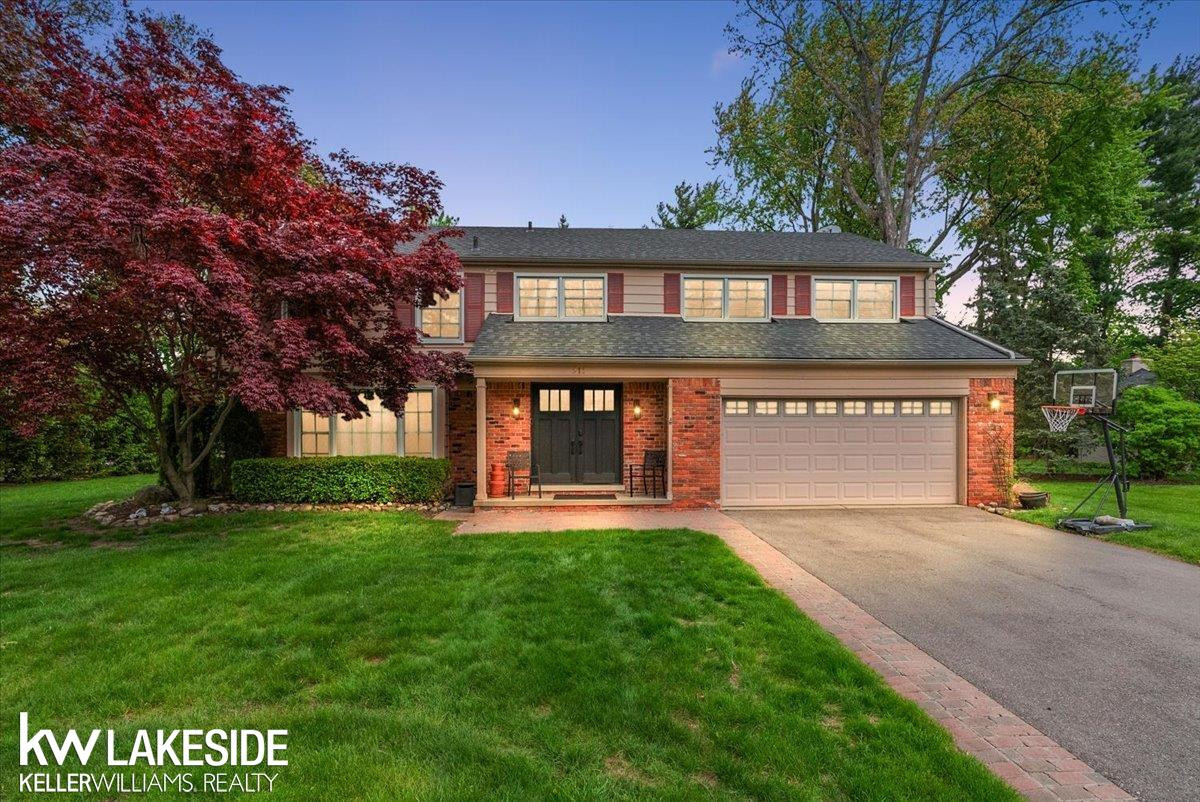 911 Lamppost Lane, Bloomfield Hills, MI 48304 — front exterior