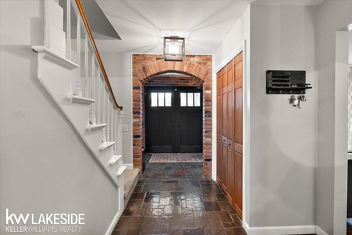 911 Lamppost Lane, Bloomfield Hills, MI 48304 — Photo 5