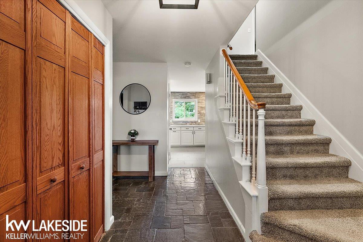 911 Lamppost Lane, Bloomfield Hills, MI 48304 — Photo 6