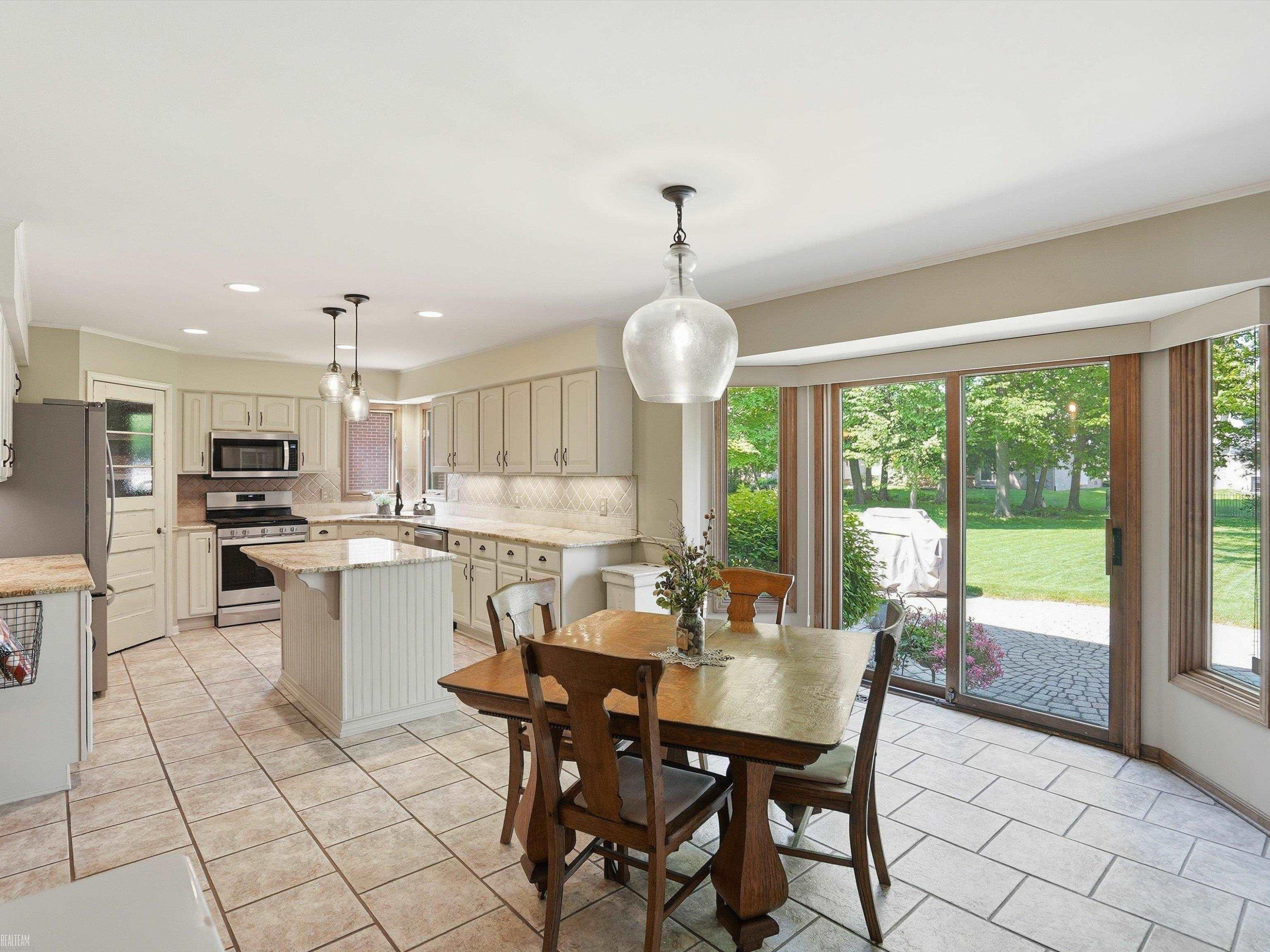 42199 Kyle Drive, Clinton Twp, MI 48038 — Photo 20