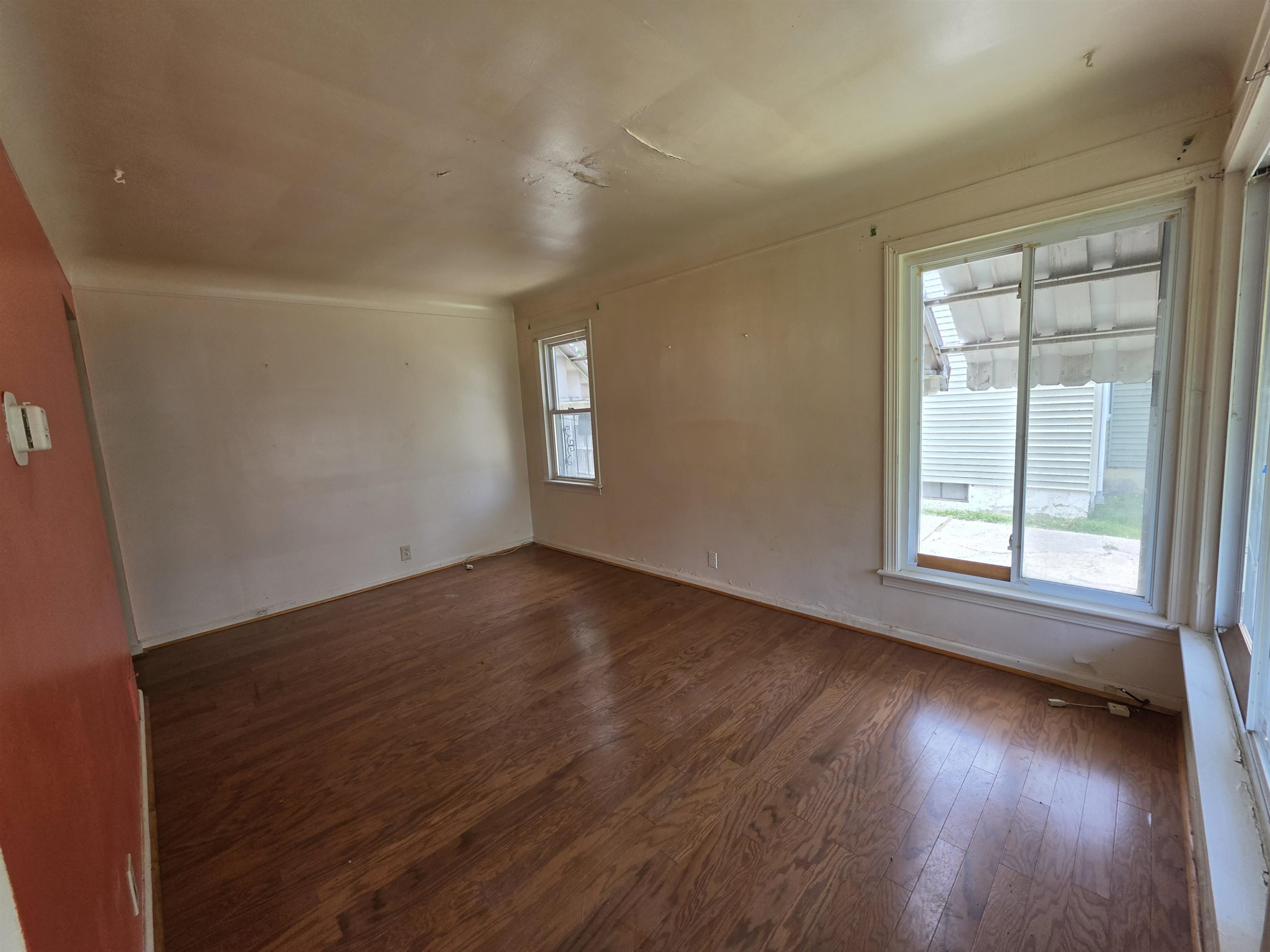 318 E Philadelphia Boulevard, Flint, MI 48505 — Photo 4