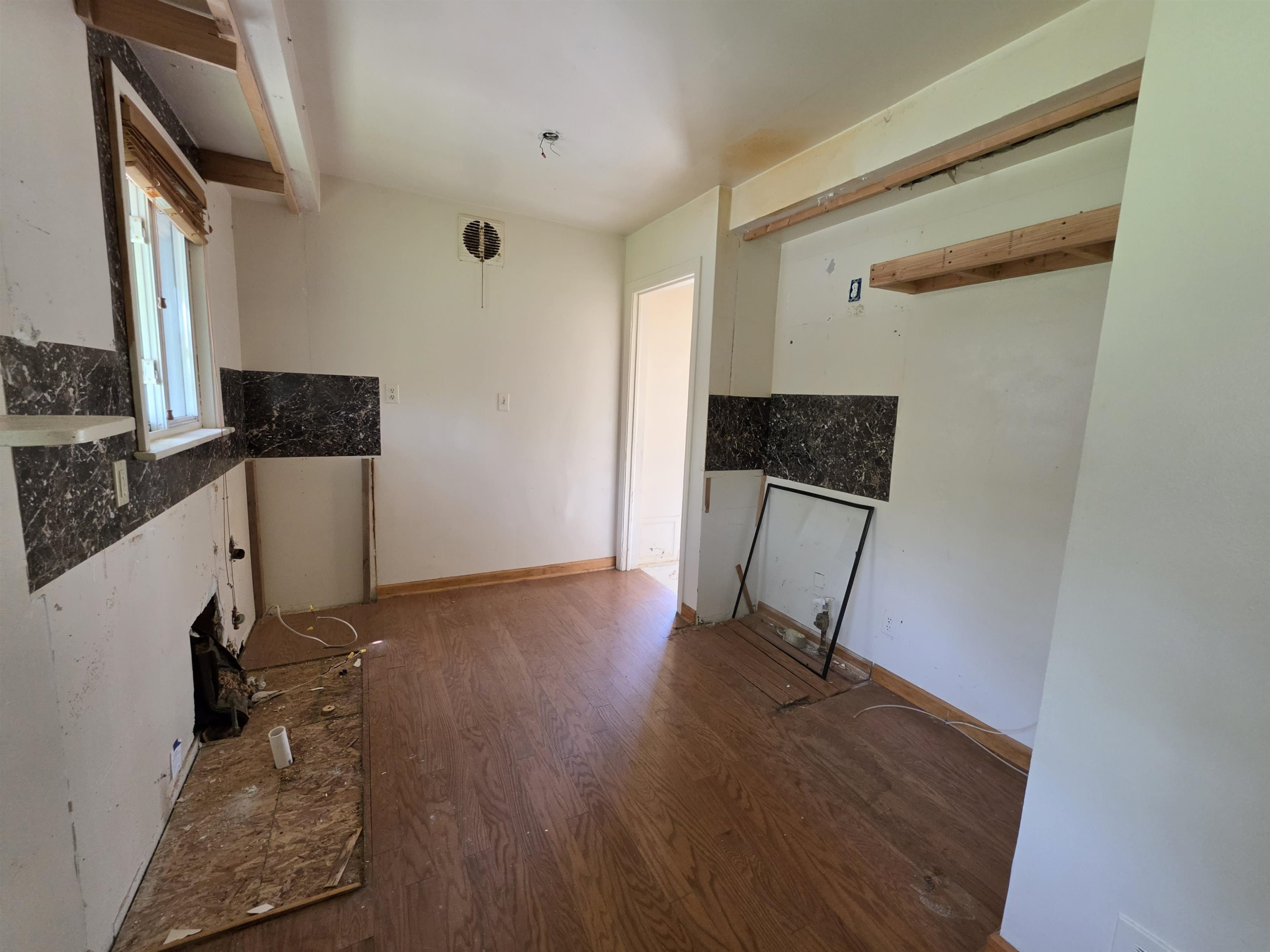 318 E Philadelphia Boulevard, Flint, MI 48505 — Photo 6