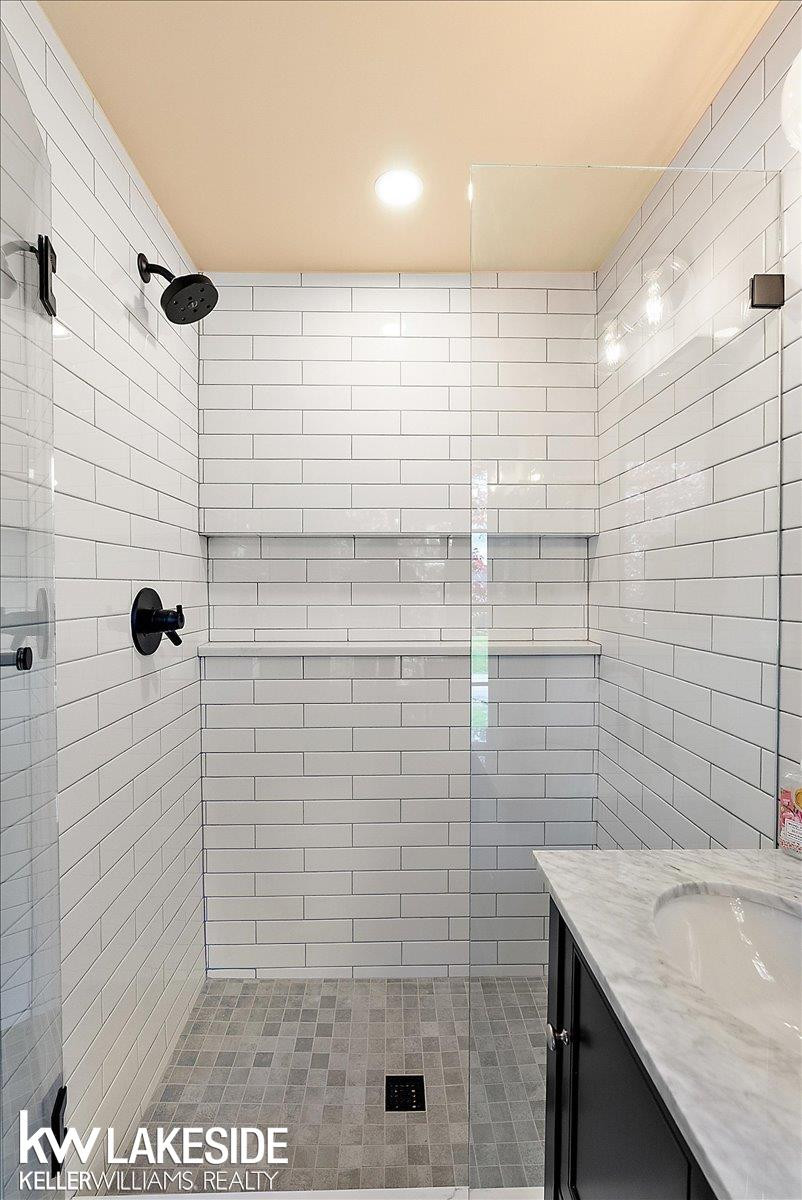 911 Lamppost Lane, Bloomfield Hills, MI 48304 — Photo 36