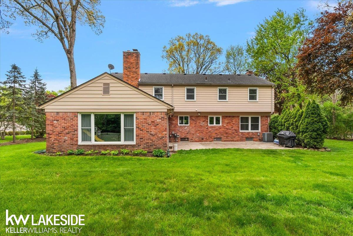 911 Lamppost Lane, Bloomfield Hills, MI 48304 — Photo 51