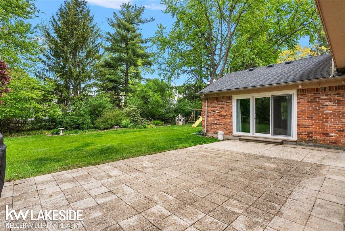 911 Lamppost Lane, Bloomfield Hills, MI 48304 — Photo 53