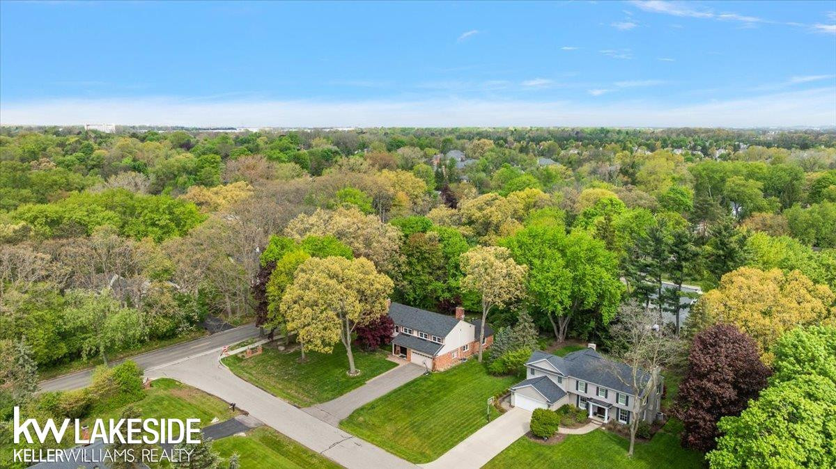 911 Lamppost Lane, Bloomfield Hills, MI 48304 — Photo 63