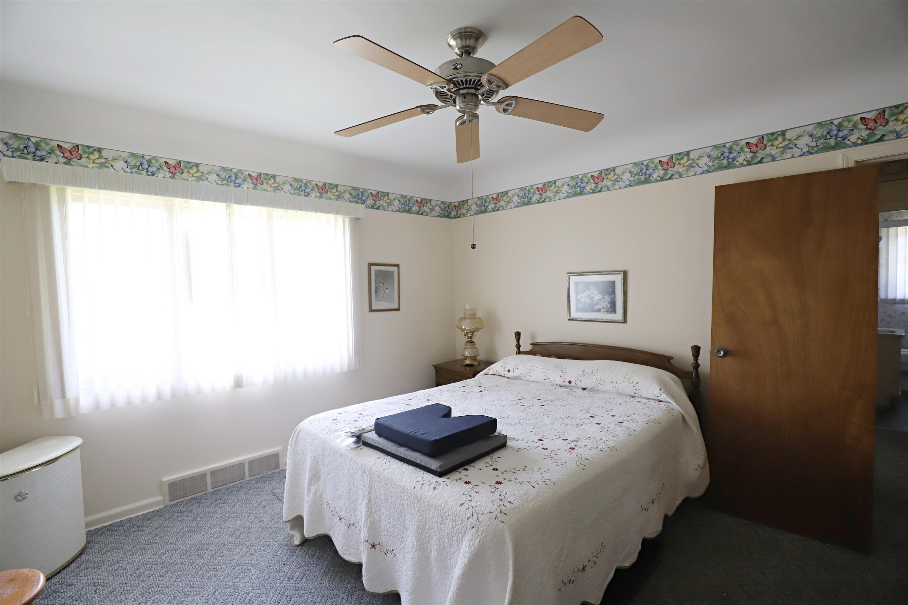 536 Warren Avenue, Flushing, MI 48433 — Photo 14