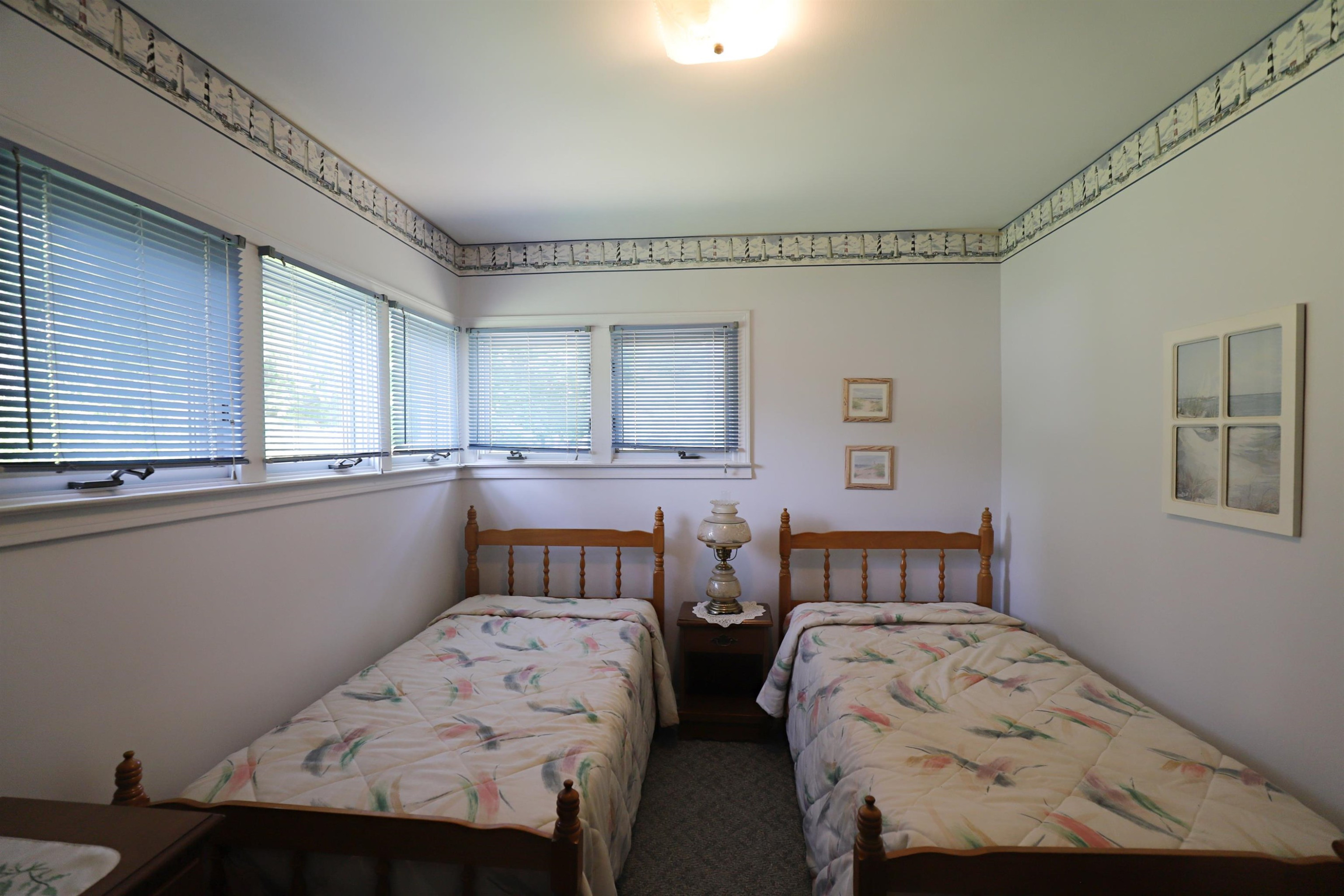 536 Warren Avenue, Flushing, MI 48433 — Photo 15