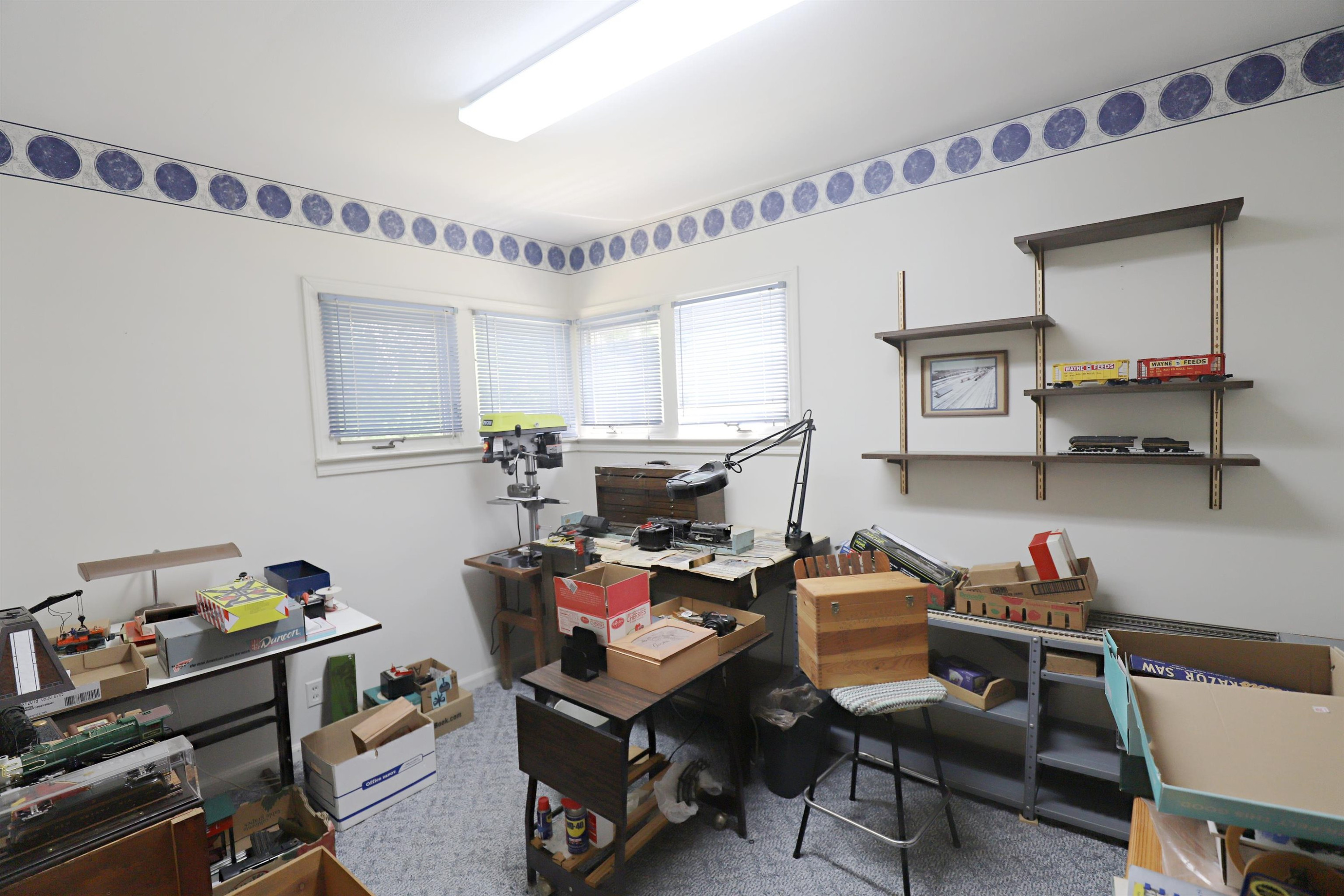 536 Warren Avenue, Flushing, MI 48433 — Photo 17