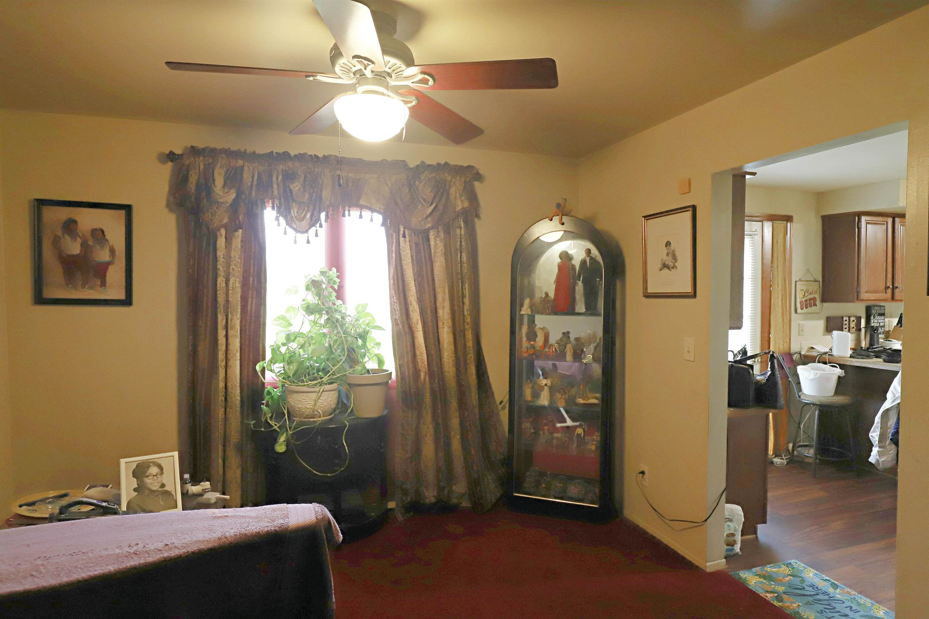 1047 Western Hills Drive, Flint, MI 48532 — Photo 7