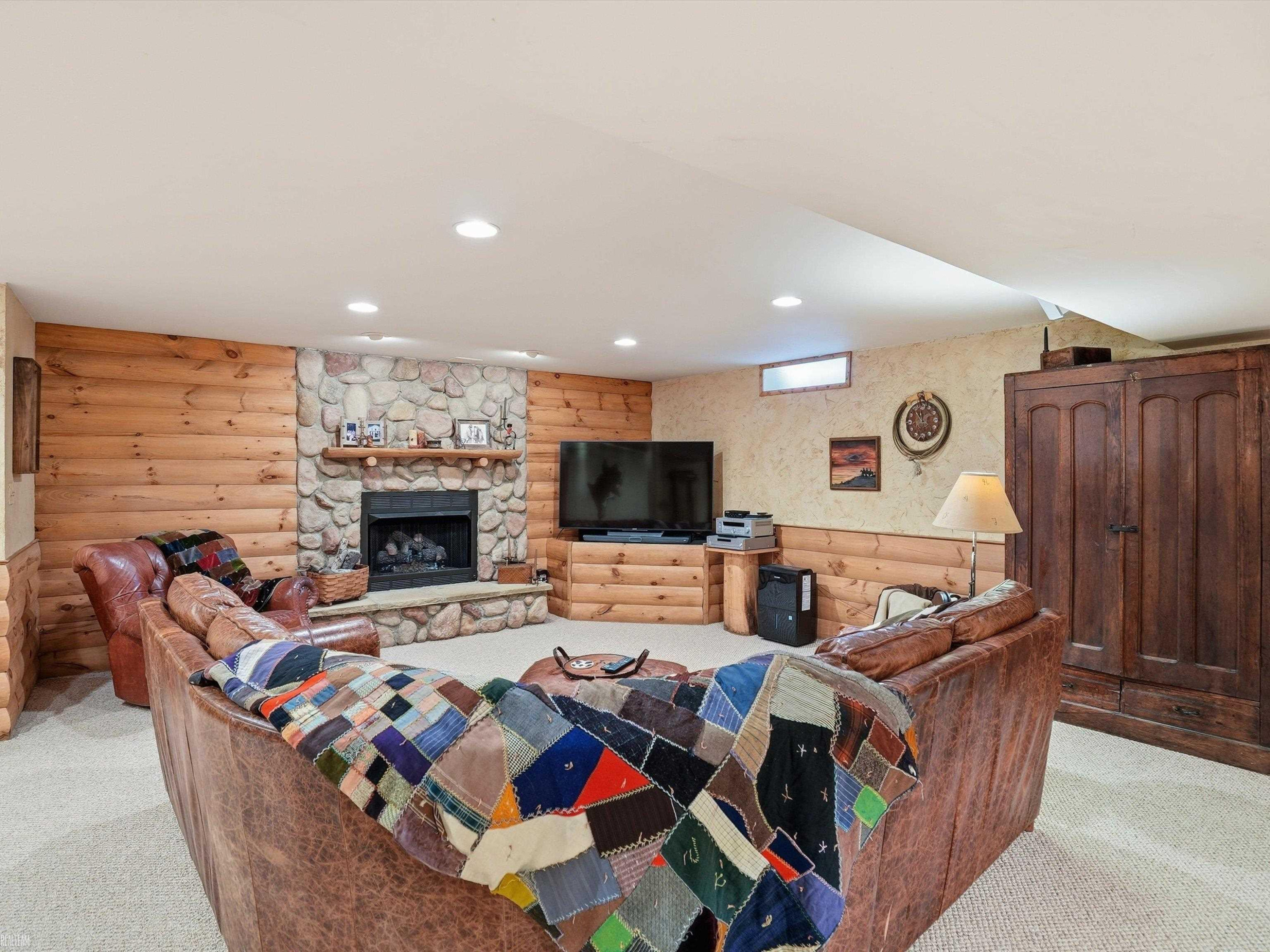 42199 Kyle Drive, Clinton Twp, MI 48038 — Photo 50