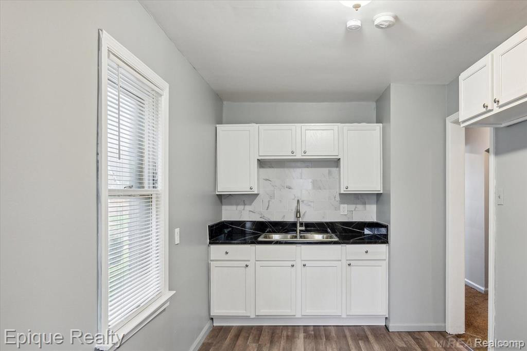 15716 Patton Street, Detroit, MI 48223 — Photo 10