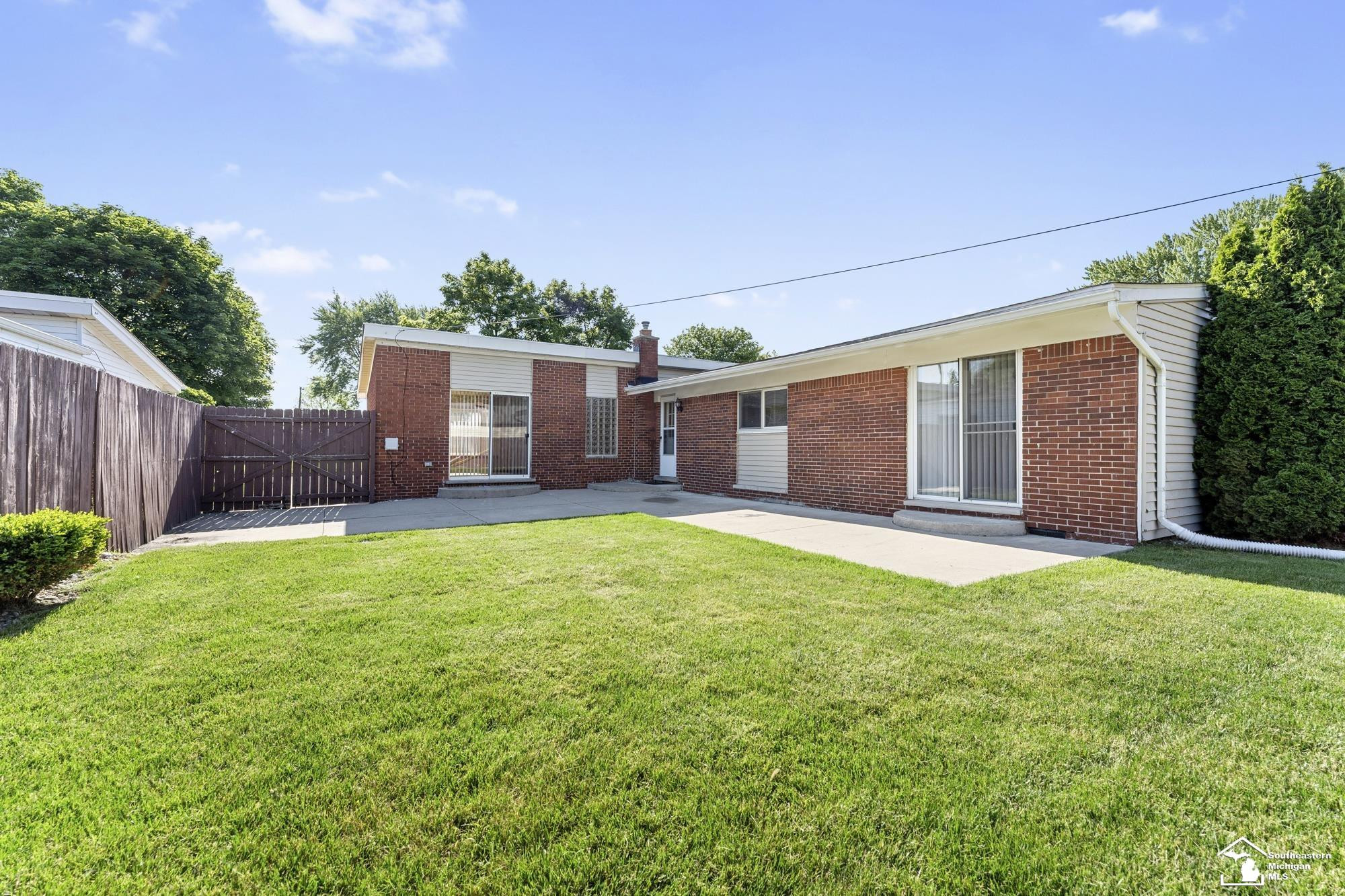 8214 Gulley Street, Taylor, MI 48180 — Photo 27