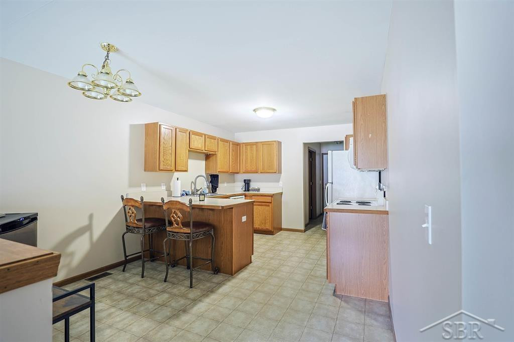 6192/6194 Whitcomb Drive, Saginaw, MI 48603 — Photo 4