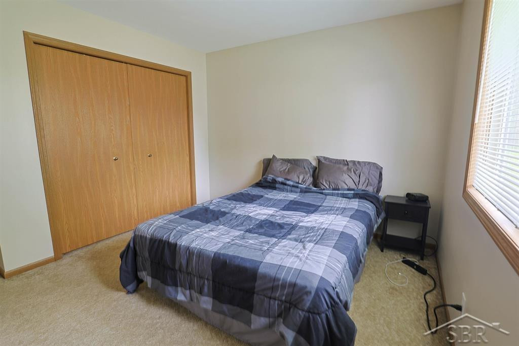 6192/6194 Whitcomb Drive, Saginaw, MI 48603 — Photo 11