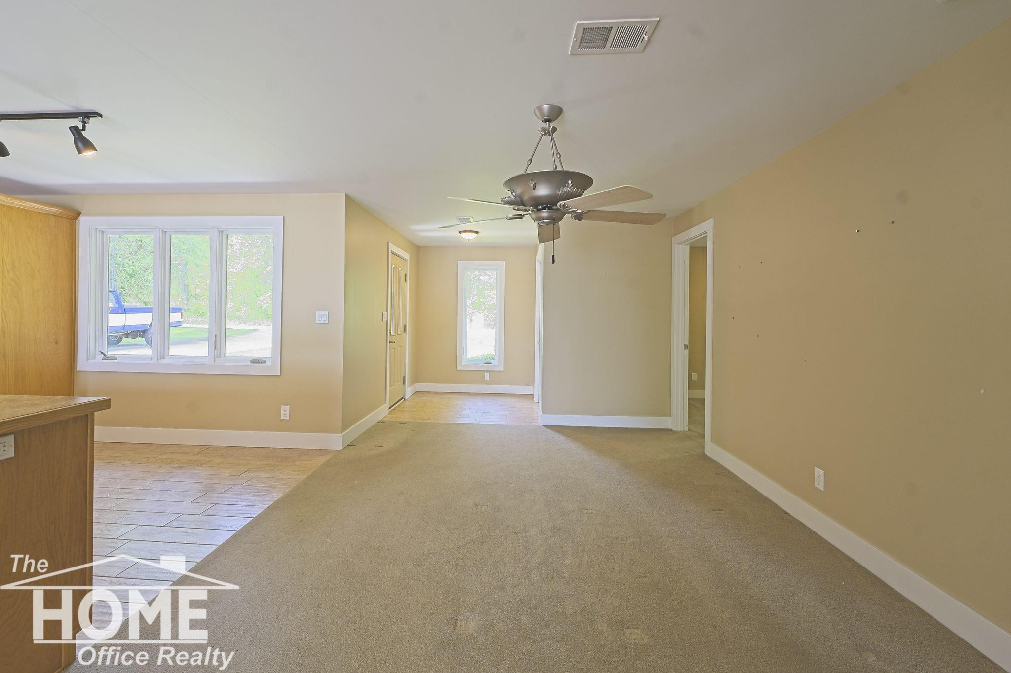 4879 Mohican Trail, Owosso, MI 48867 — Photo 11
