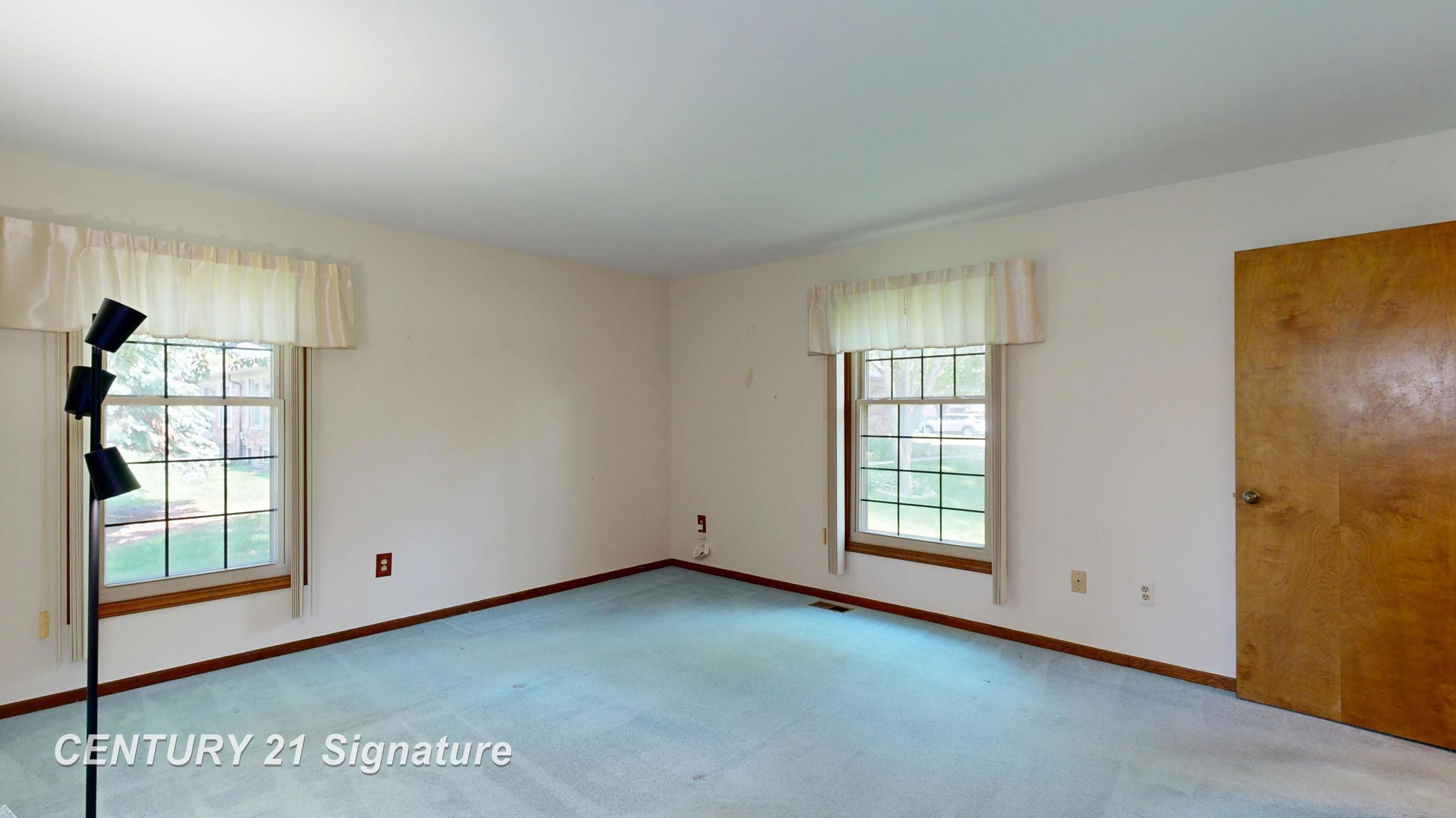 49327 Winchester Court, Shelby Twp, MI 48315 — Photo 18