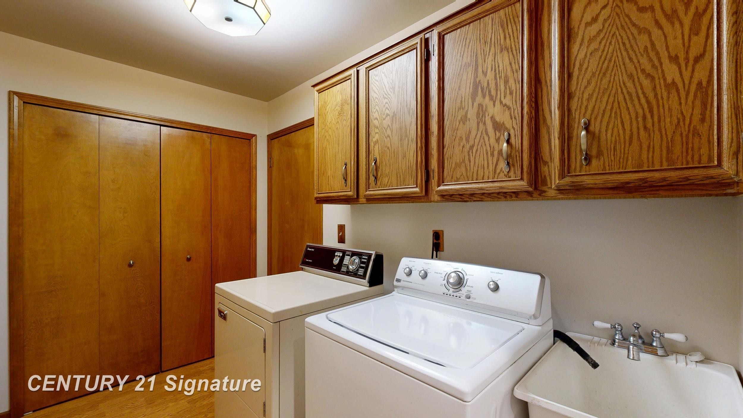 49327 Winchester Court, Shelby Twp, MI 48315 — Photo 27