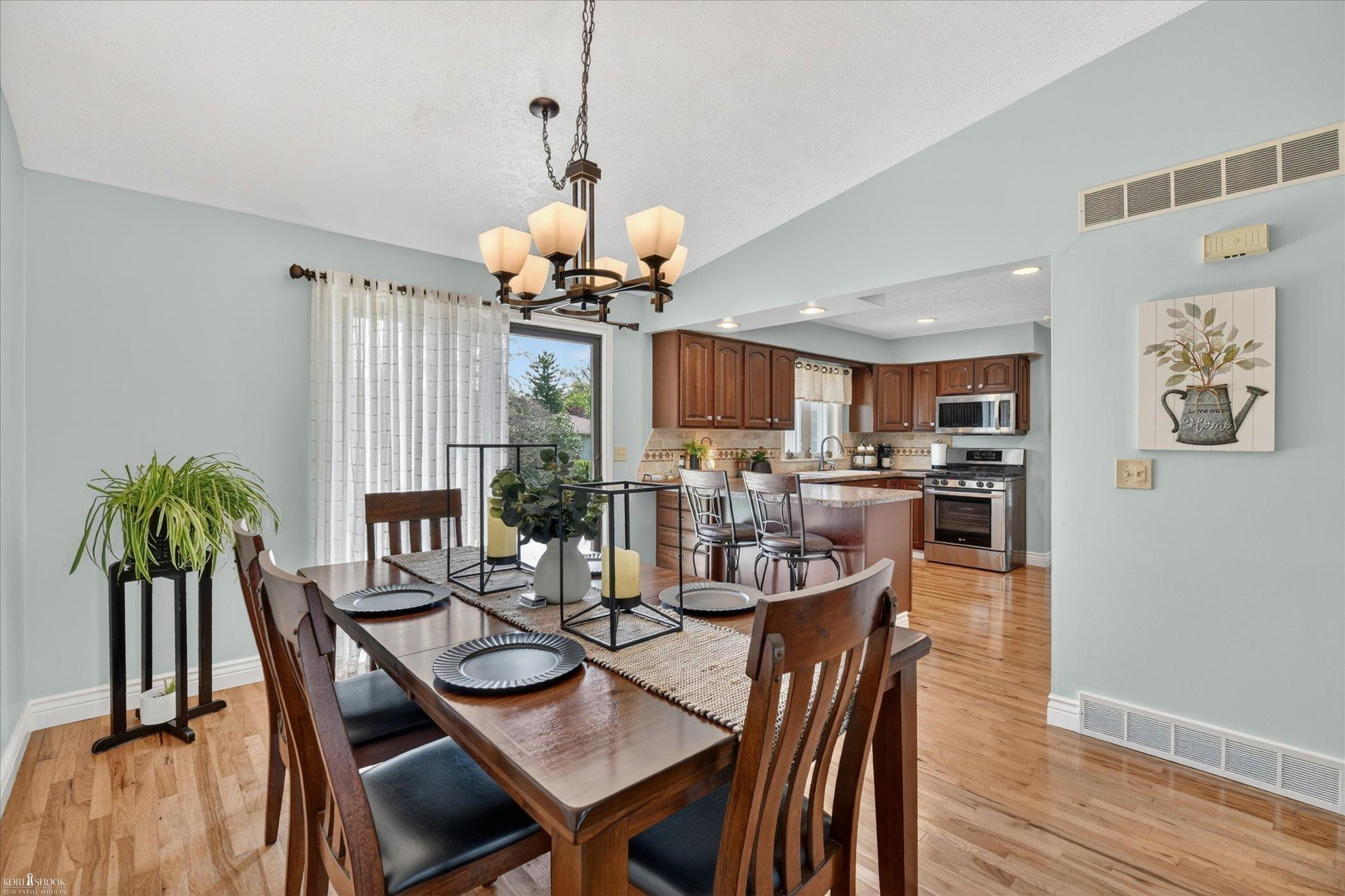 1012 Wood Court, Owosso, MI 48867 — Photo 9