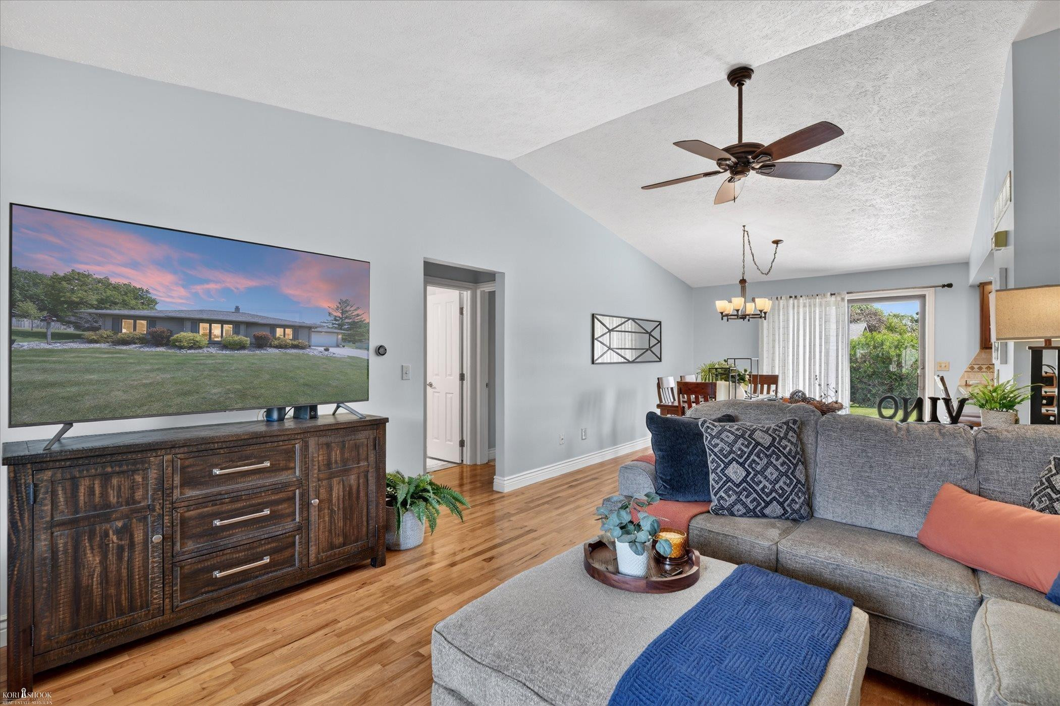 1012 Wood Court, Owosso, MI 48867 — Photo 14