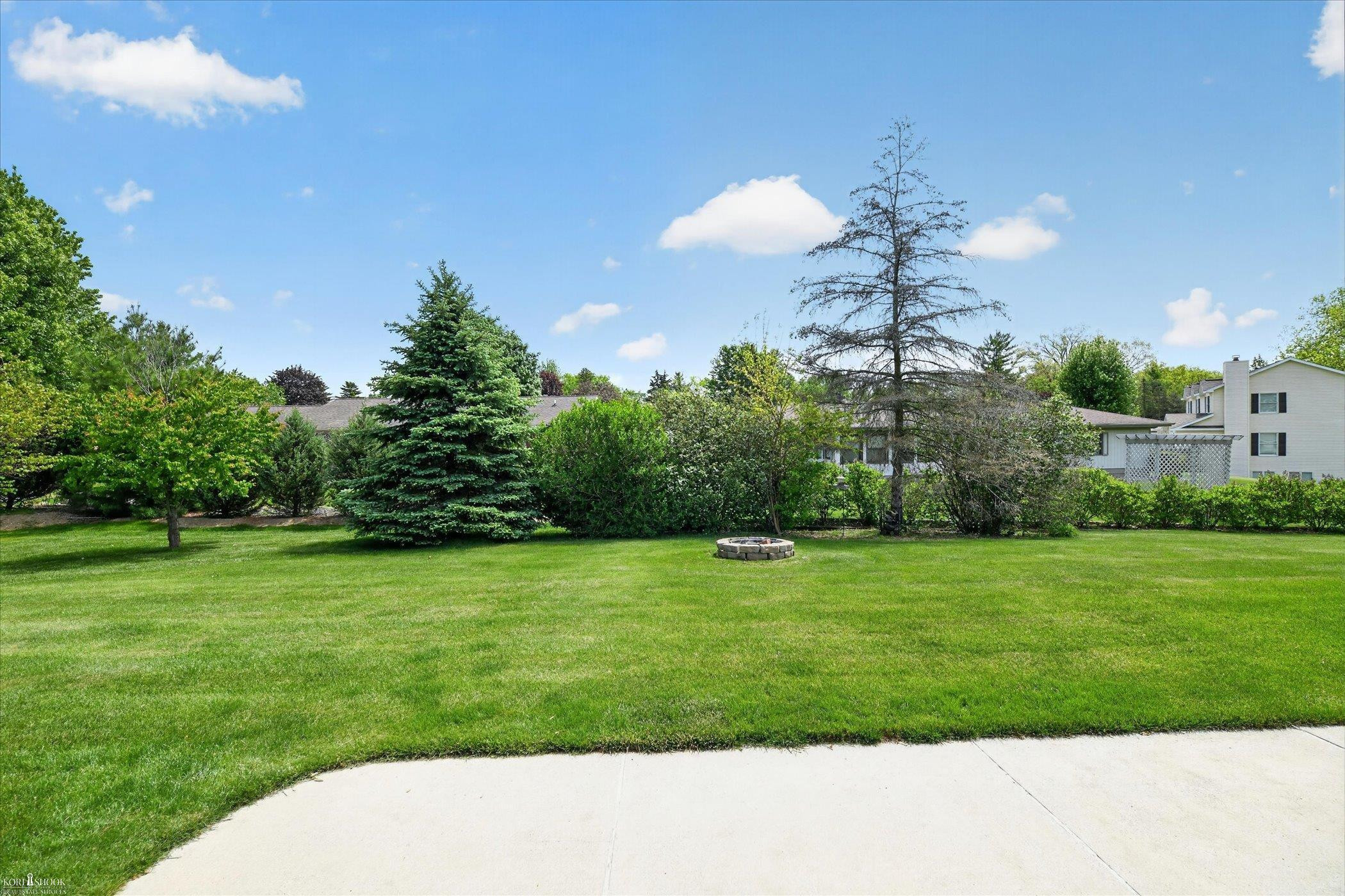 1012 Wood Court, Owosso, MI 48867 — Photo 29