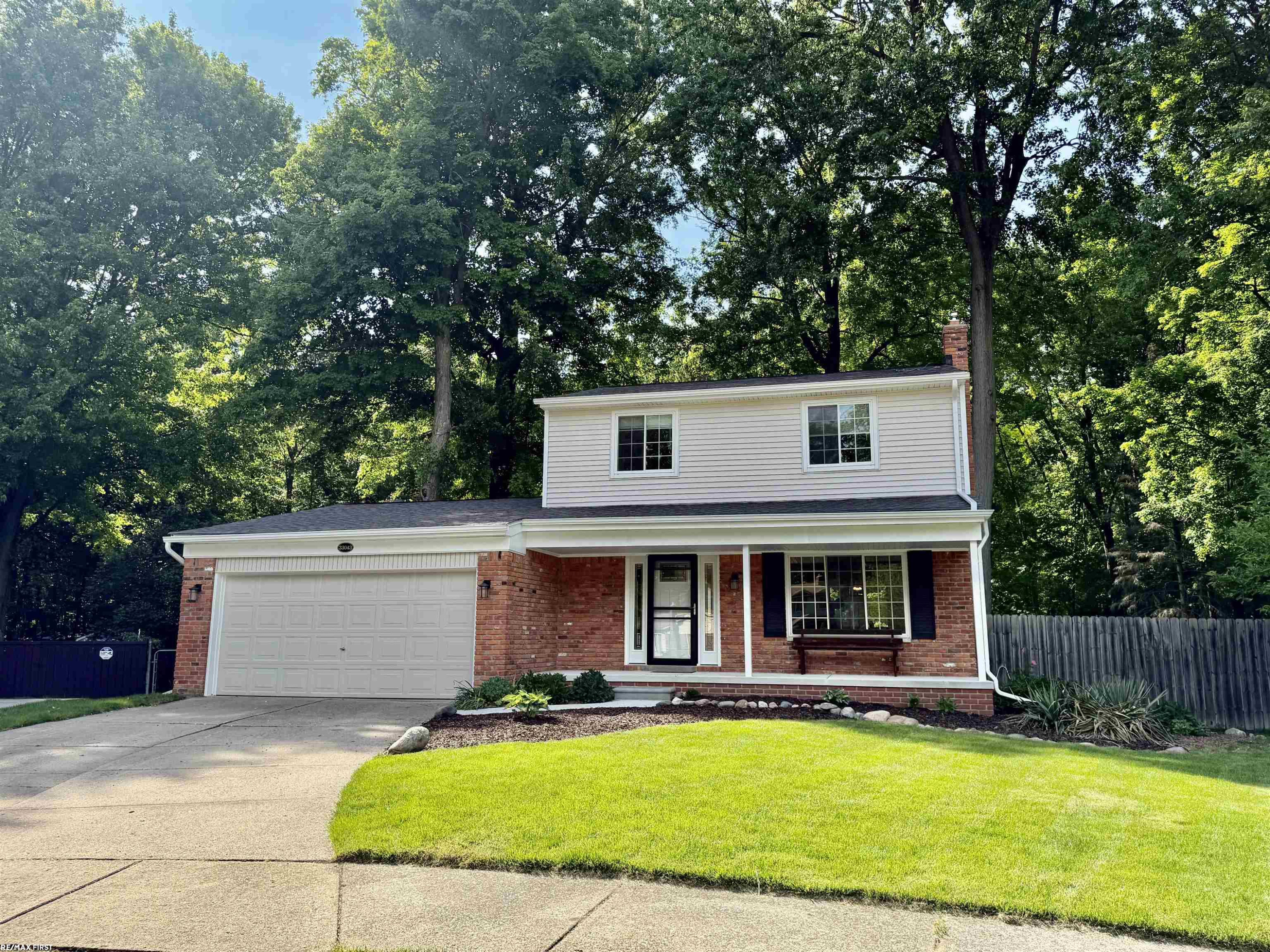 33043 Shagbark Circle, MI 48047 — Photo 2
