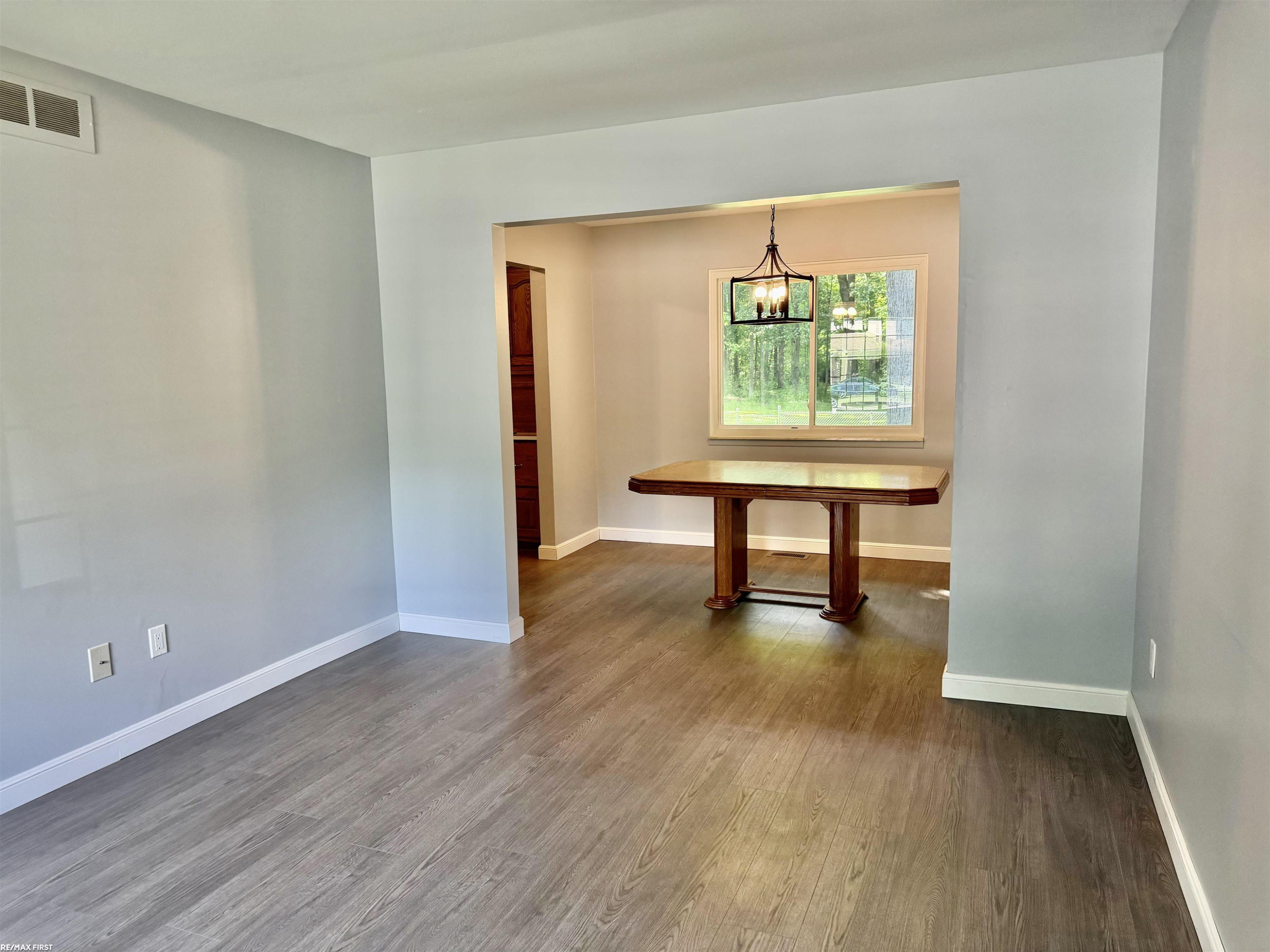 33043 Shagbark Circle, MI 48047 — Photo 7