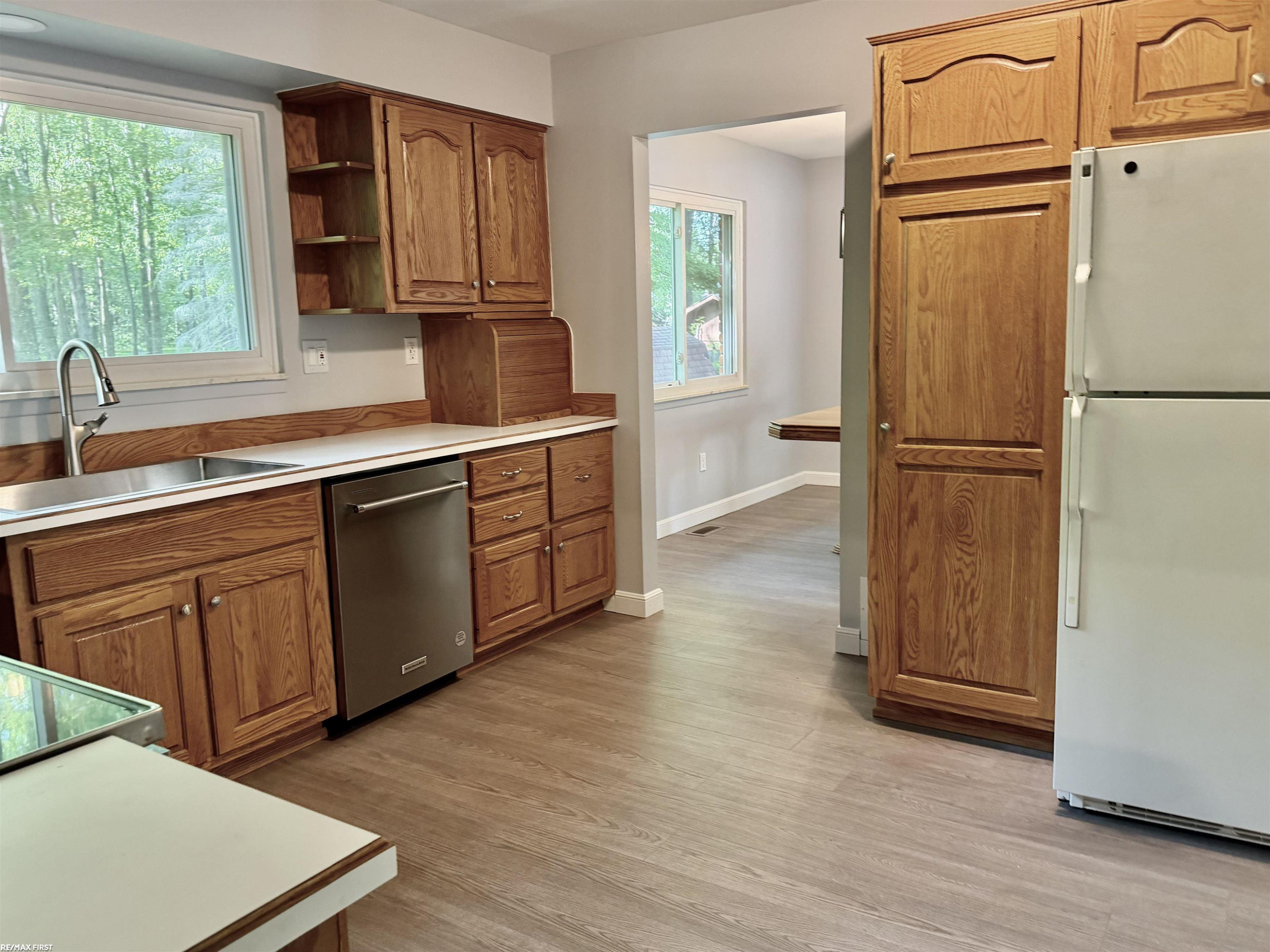 33043 Shagbark Circle, MI 48047 — Photo 11