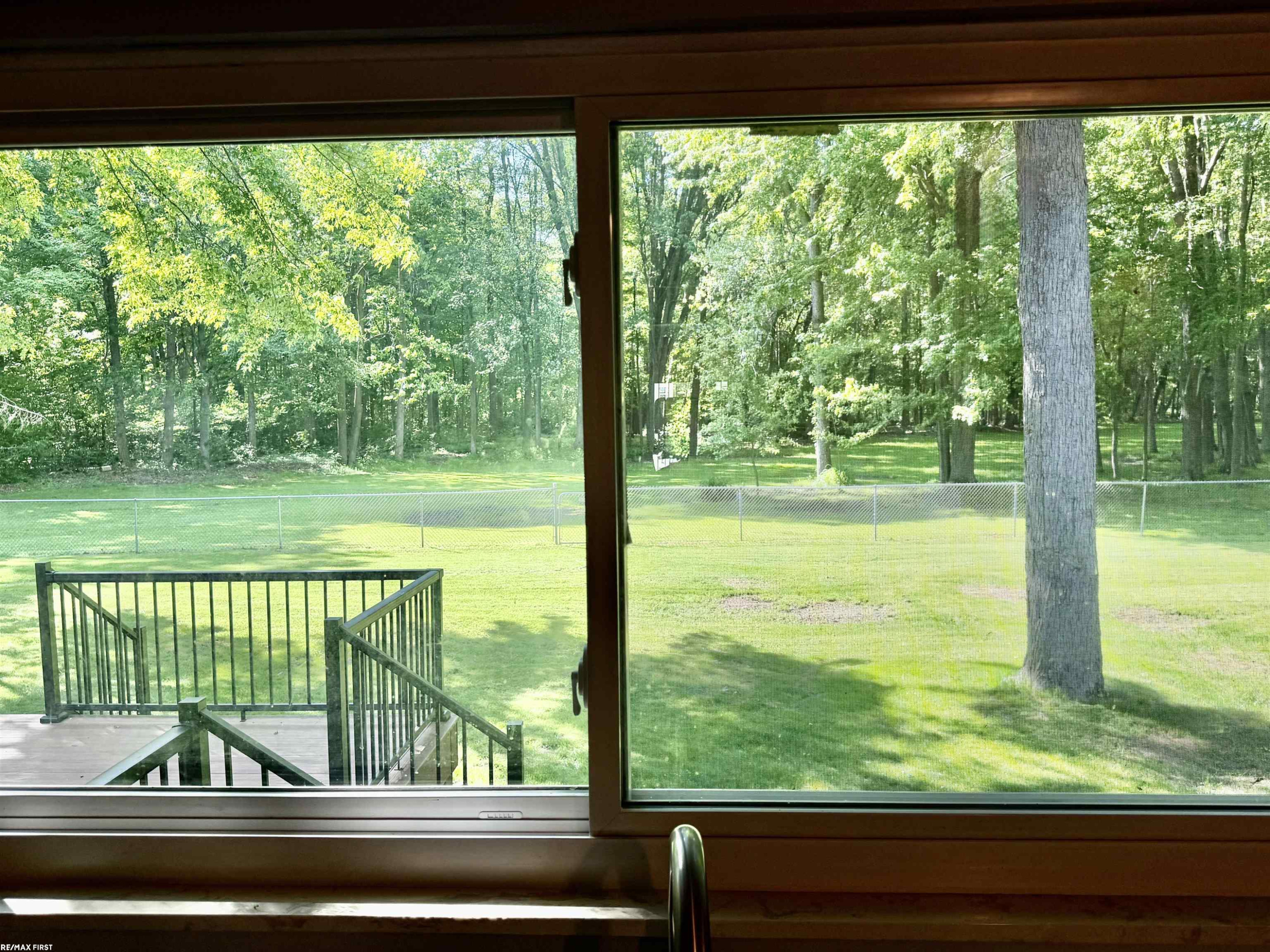 33043 Shagbark Circle, MI 48047 — Photo 12